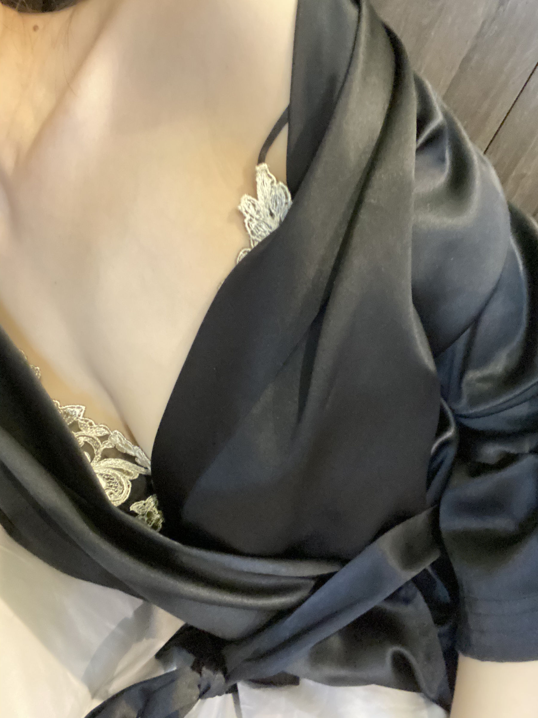 [福利COS] 丝足博主麋鹿_Monroe 2020.08.16 丝绸般的柔滑