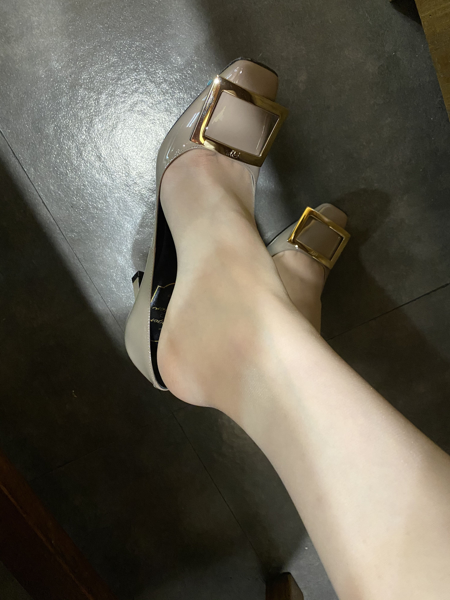 [福利COS] 丝足博主麋鹿_Monroe 2020.08.22 丝腿