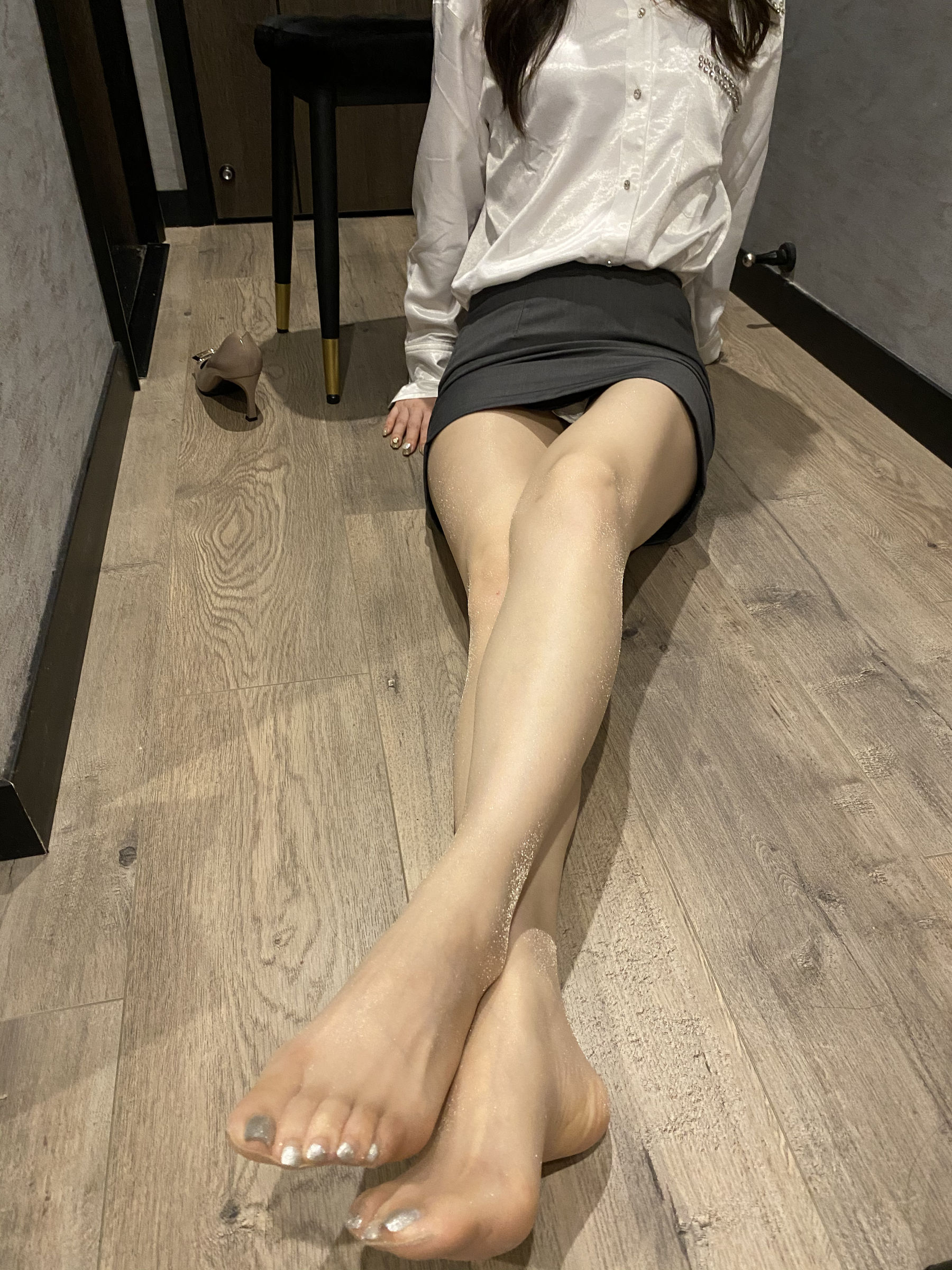 [福利COS] 丝足博主麋鹿_Monroe 2020.08.28 低调性感
