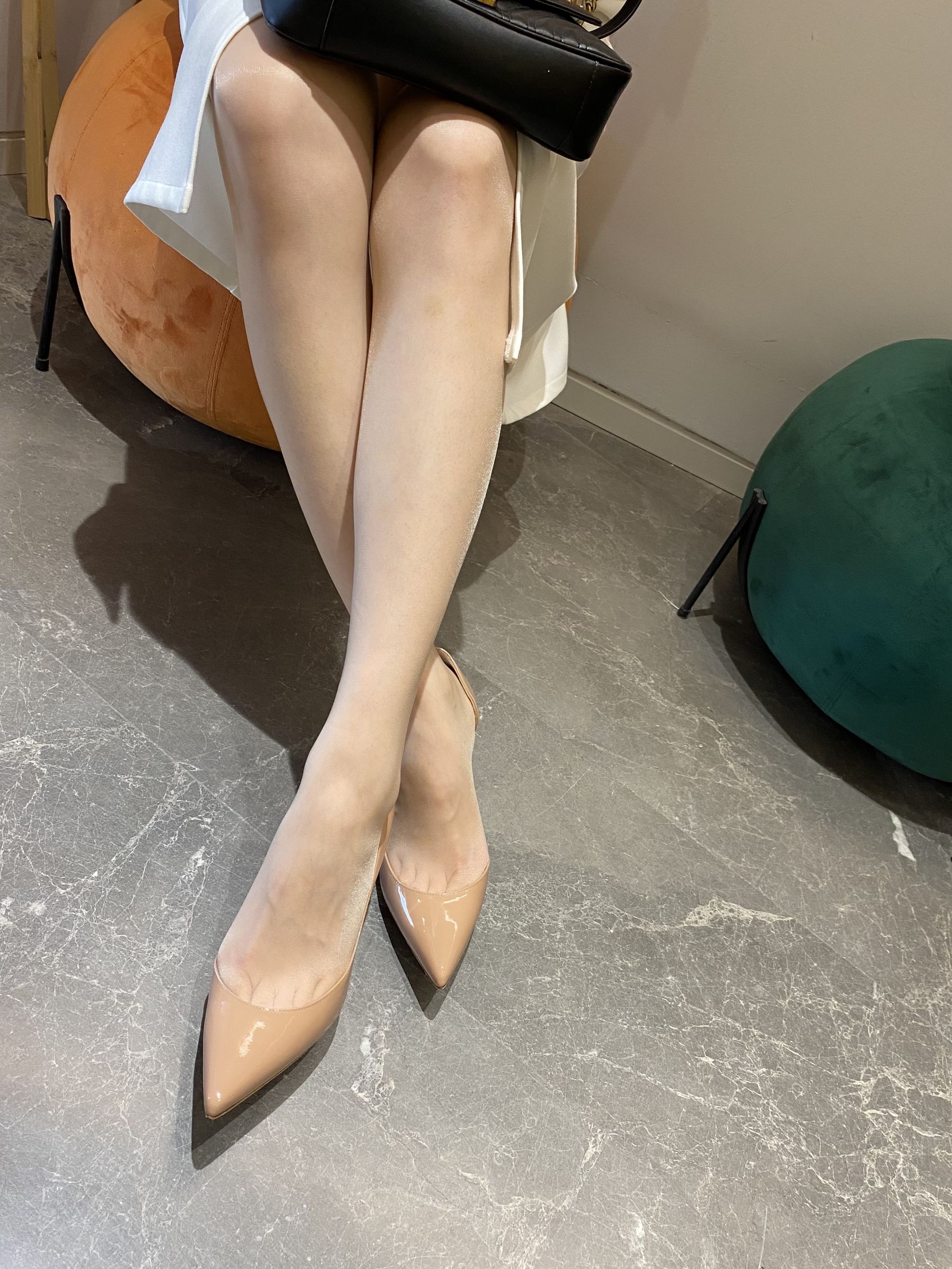 [福利COS] 丝足博主麋鹿_Monroe 2020.09.06 独爱