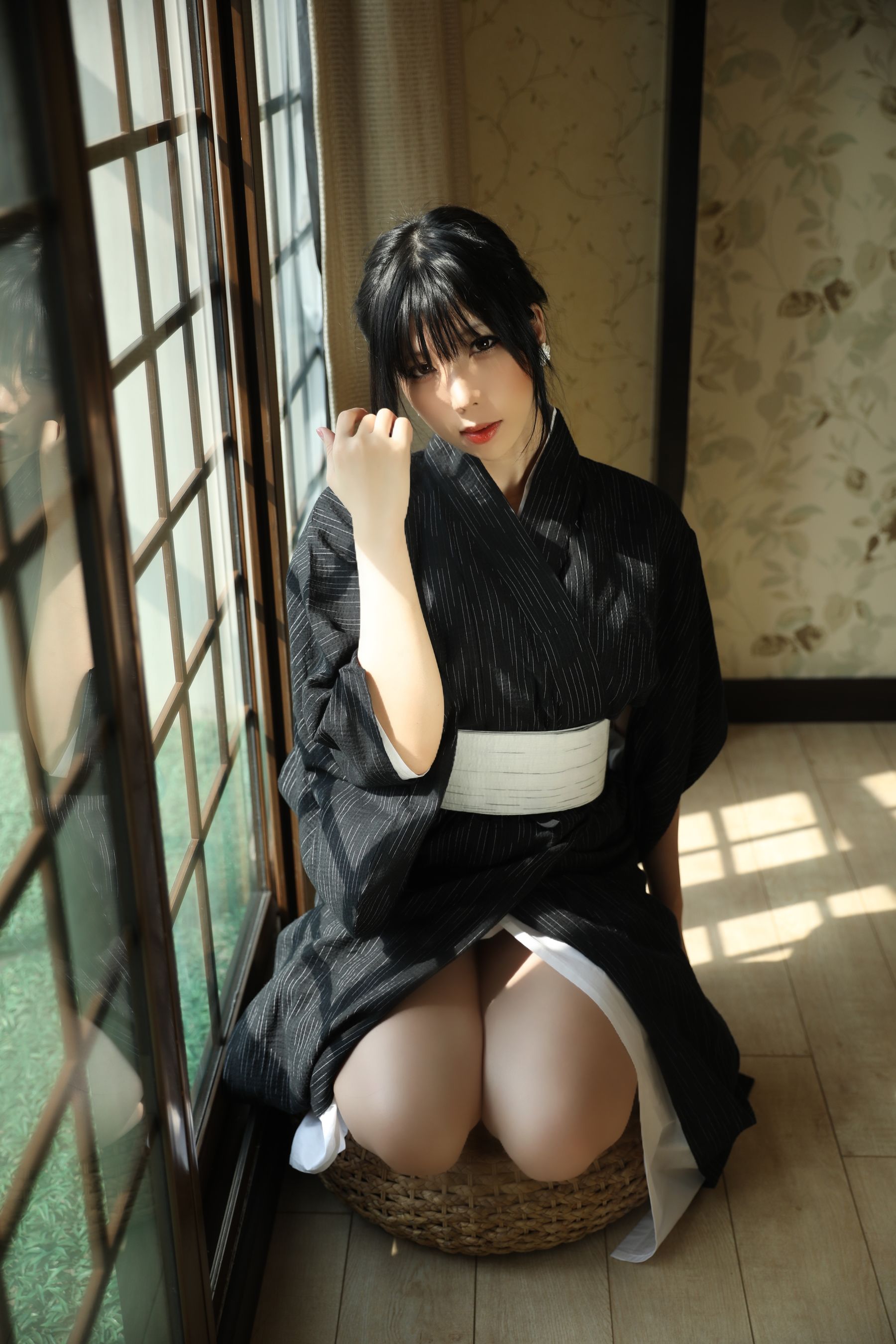 [福利COS] 二次元巨乳美女鹿野希 - 未亡人
