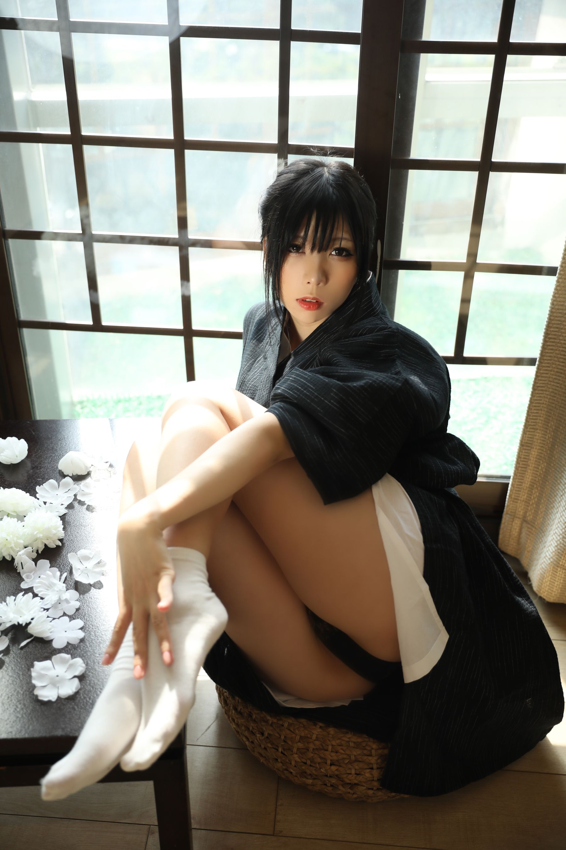 [福利COS] 二次元巨乳美女鹿野希 - 未亡人