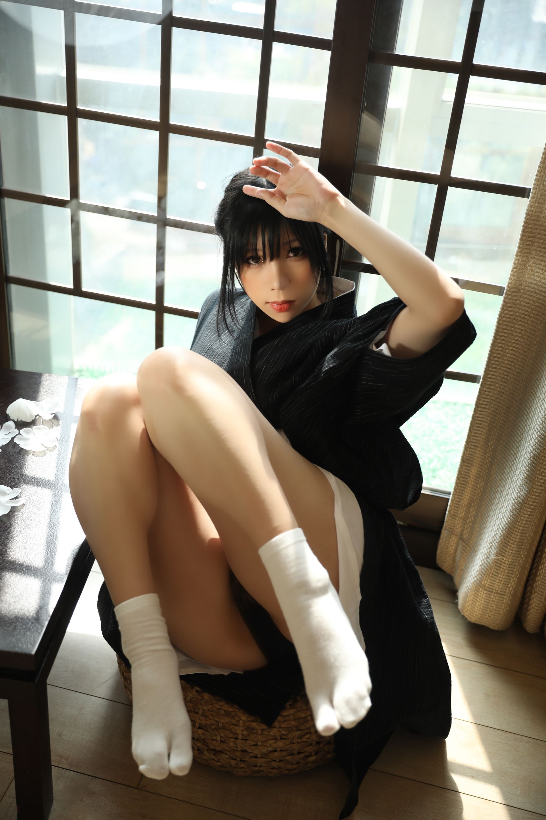 [福利COS] 二次元巨乳美女鹿野希 - 未亡人