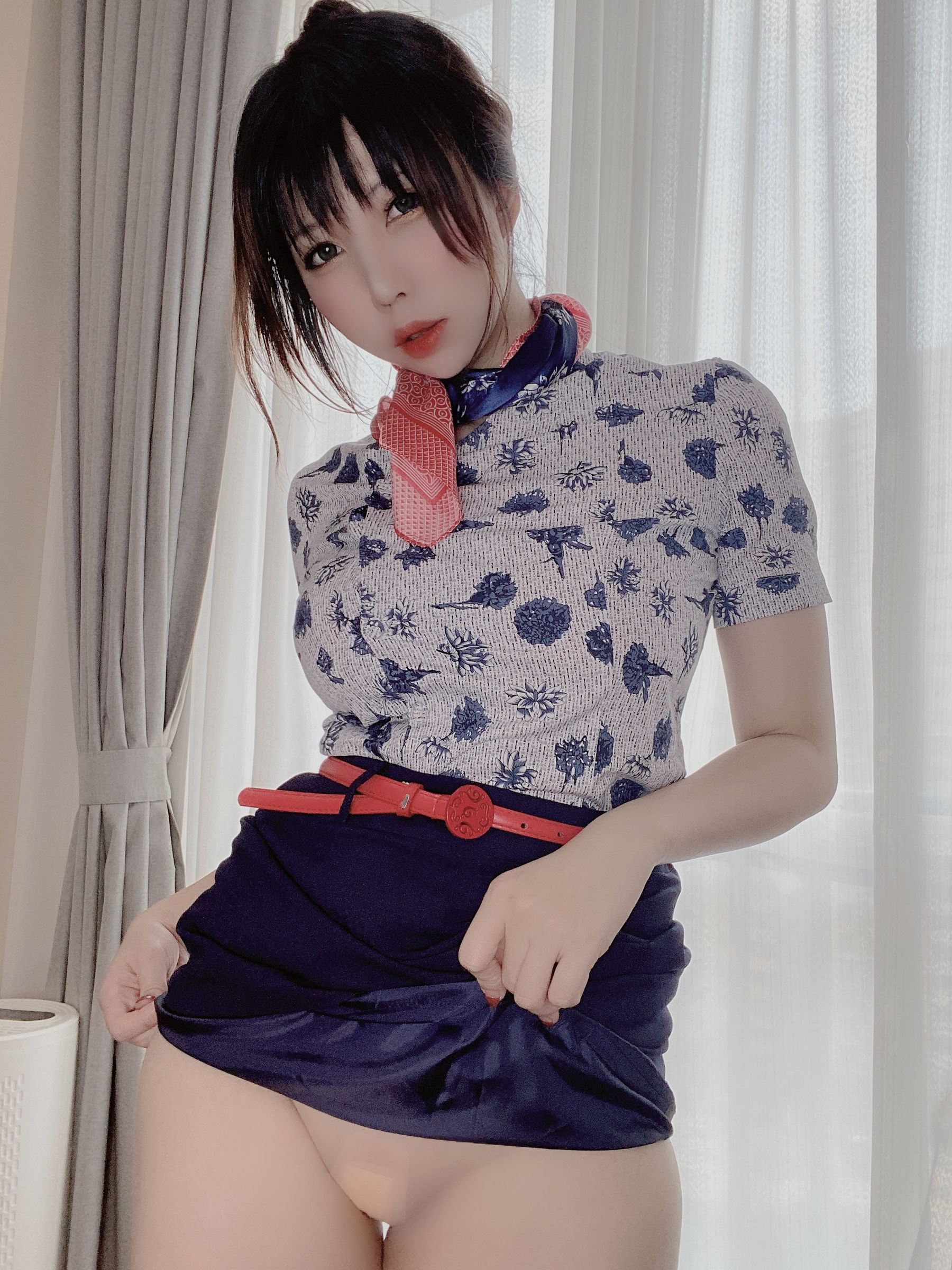[福利COS] 二次元巨乳美女鹿野希 [Fantia] 【2021年09月】Olガール~オフィス編~