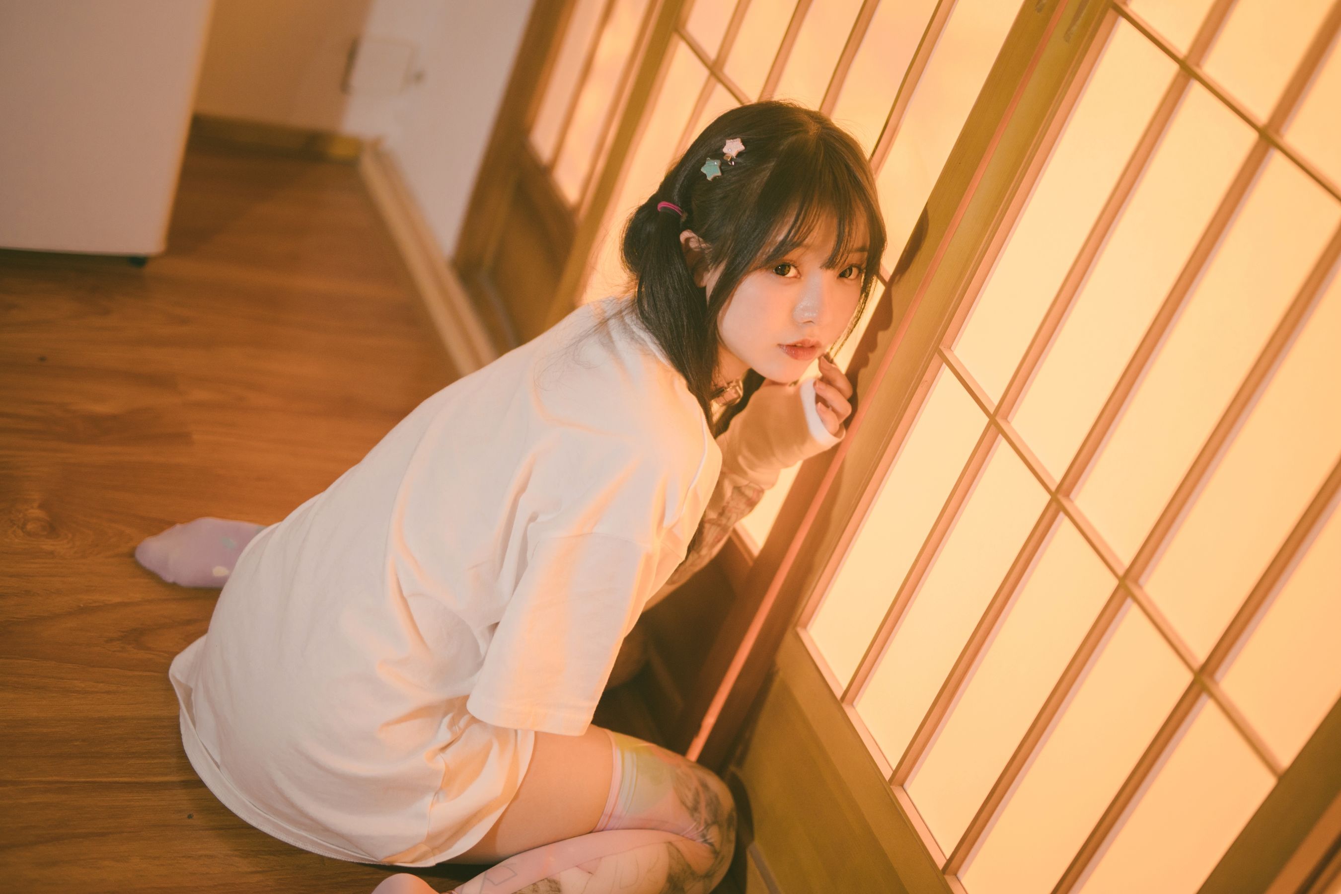 [福利COS] 六味帝皇酱 - 午后的少女