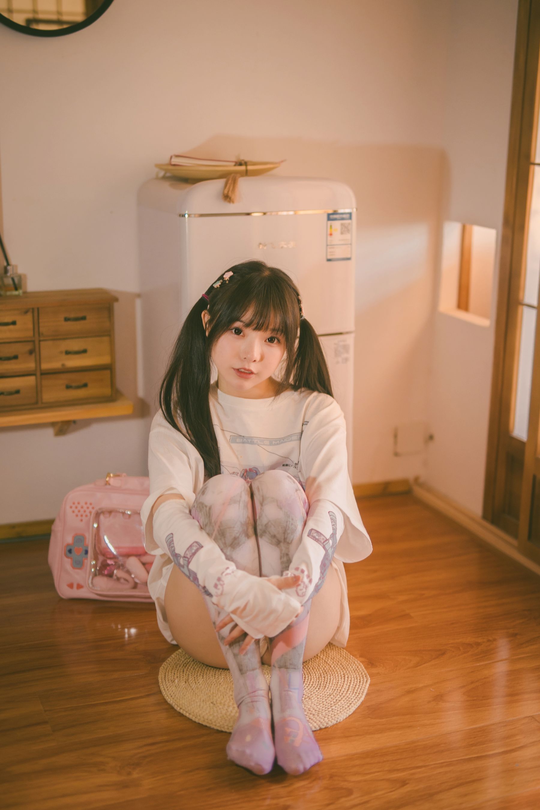 [福利COS] 六味帝皇酱 - 午后的少女