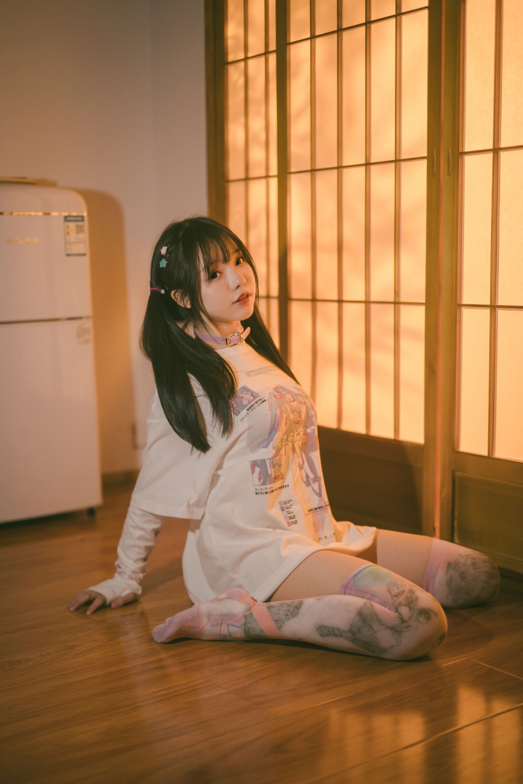 [福利COS] 六味帝皇酱 - 午后的少女