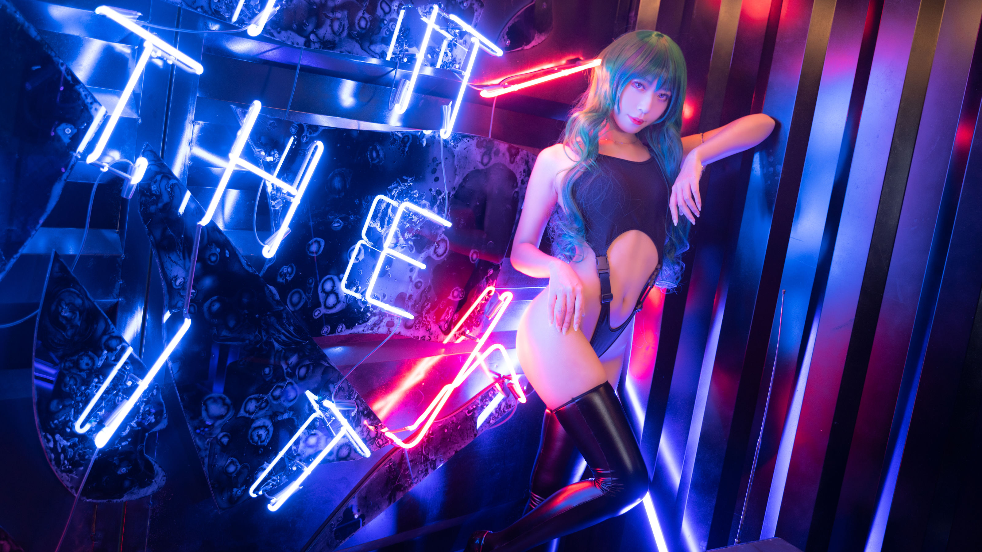 [福利COS] 动漫博主Money冷冷 - 高叉