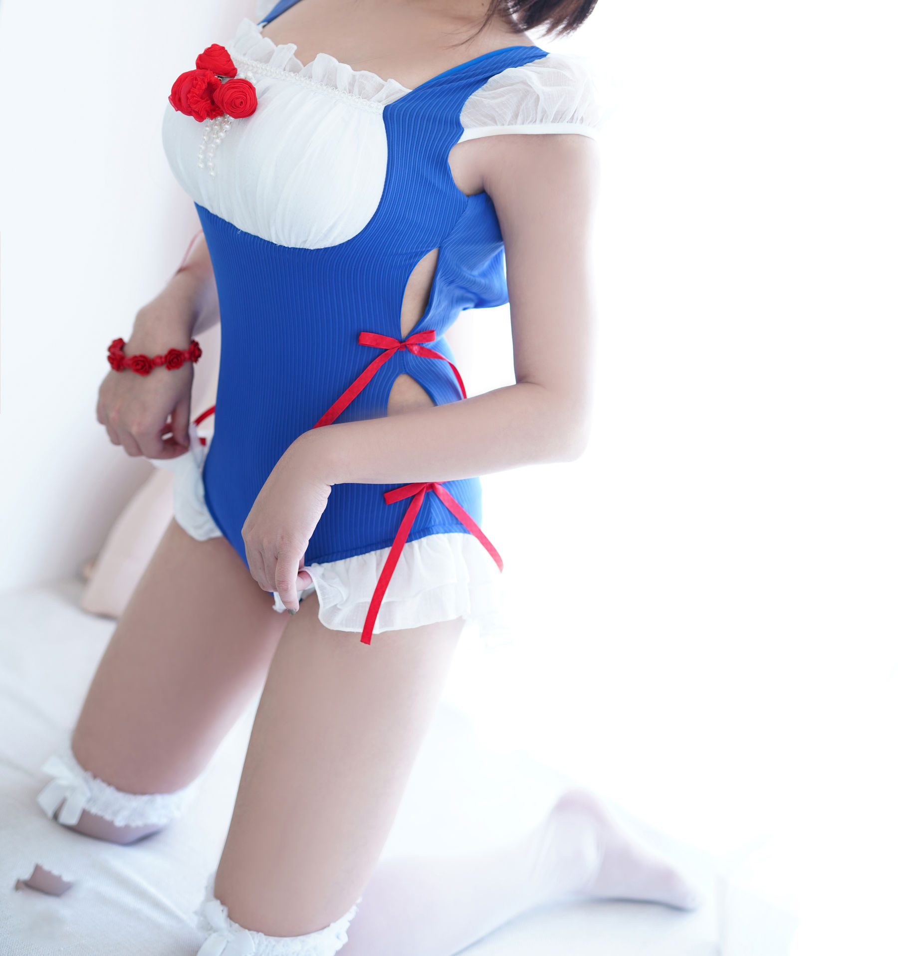 [福利COS] 动漫博主恩田直幸 - 夏日泳装 白雪姬