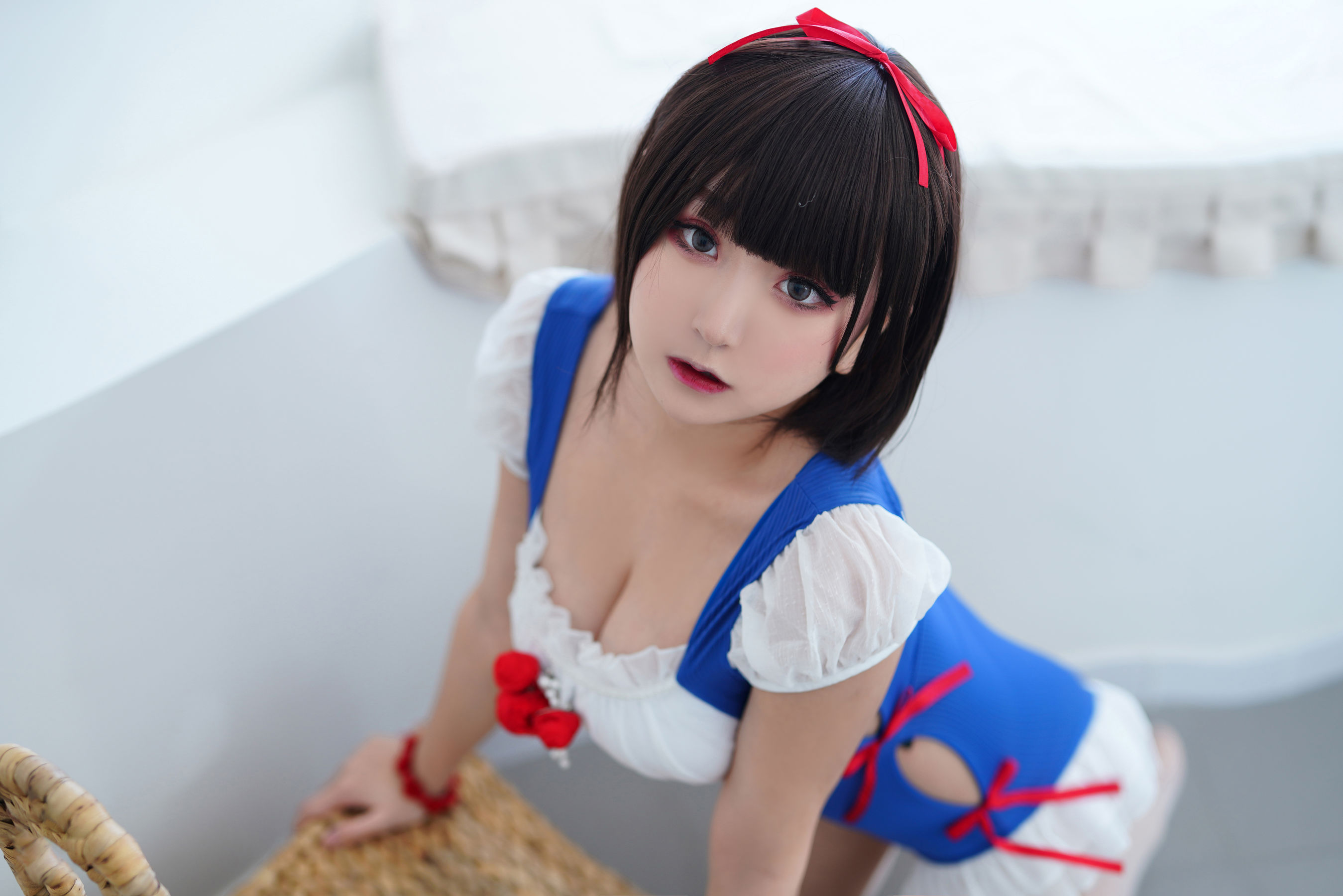[福利COS] 动漫博主恩田直幸 - 夏日泳装 白雪姬