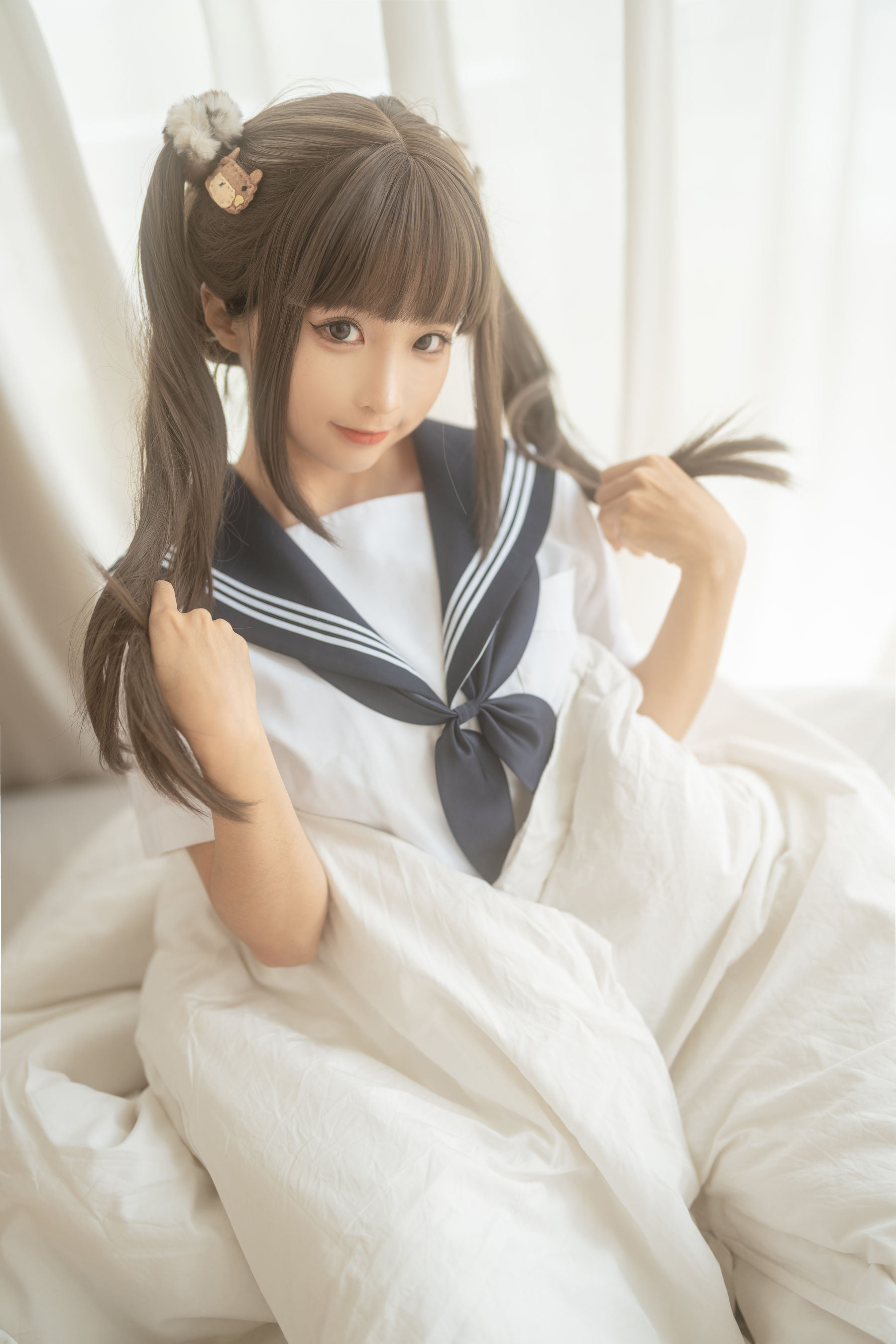 [福利COS] 动漫博主蠢沫沫 - 被窝JK