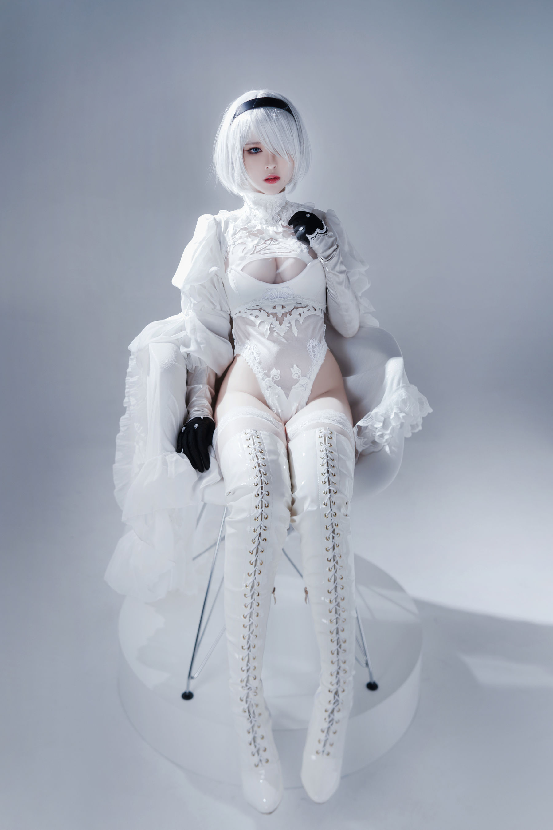 [福利COS] 半半子 - Automataヨルハ二号B型 白いドレス