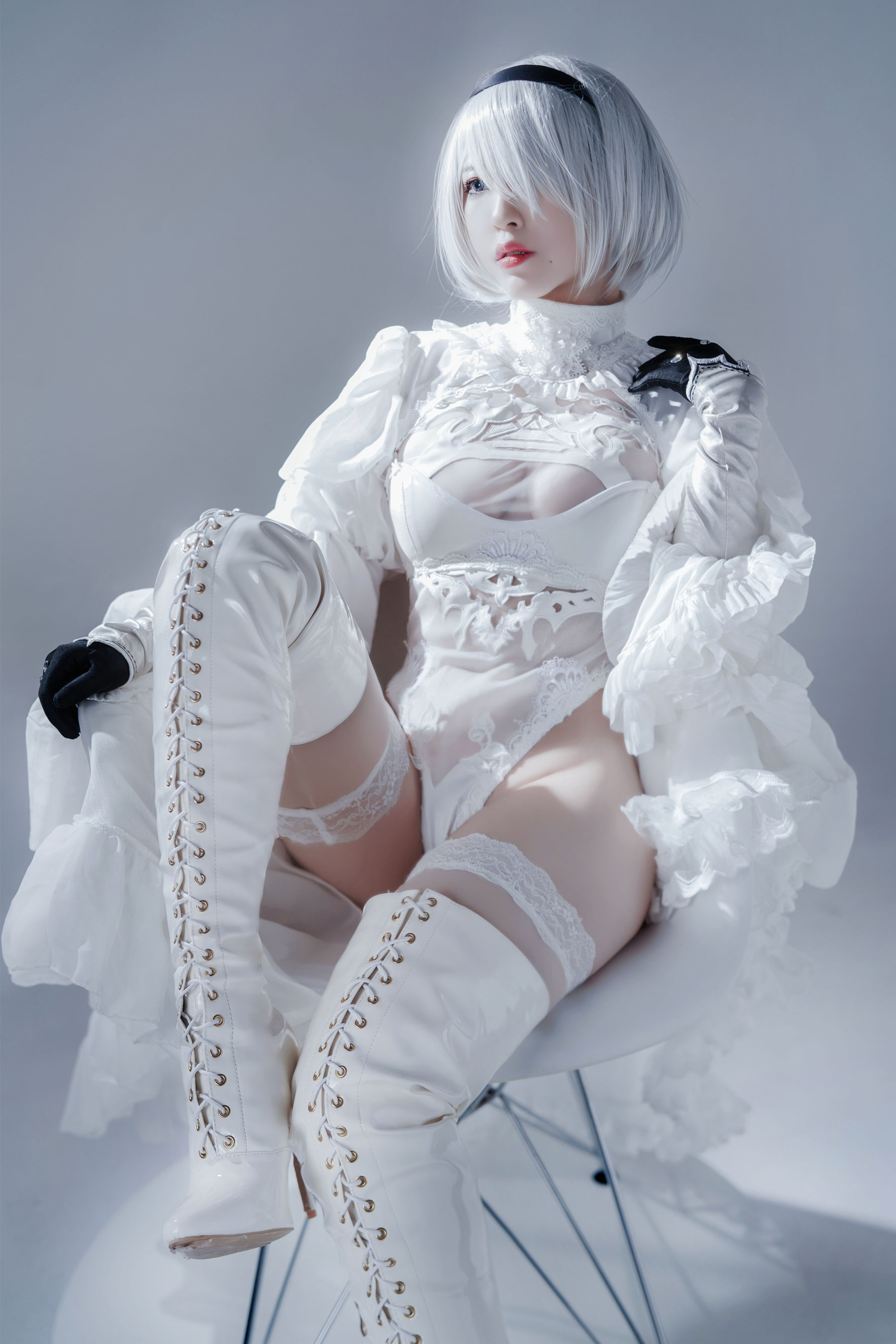 [福利COS] 半半子 - Automataヨルハ二号B型 白いドレス