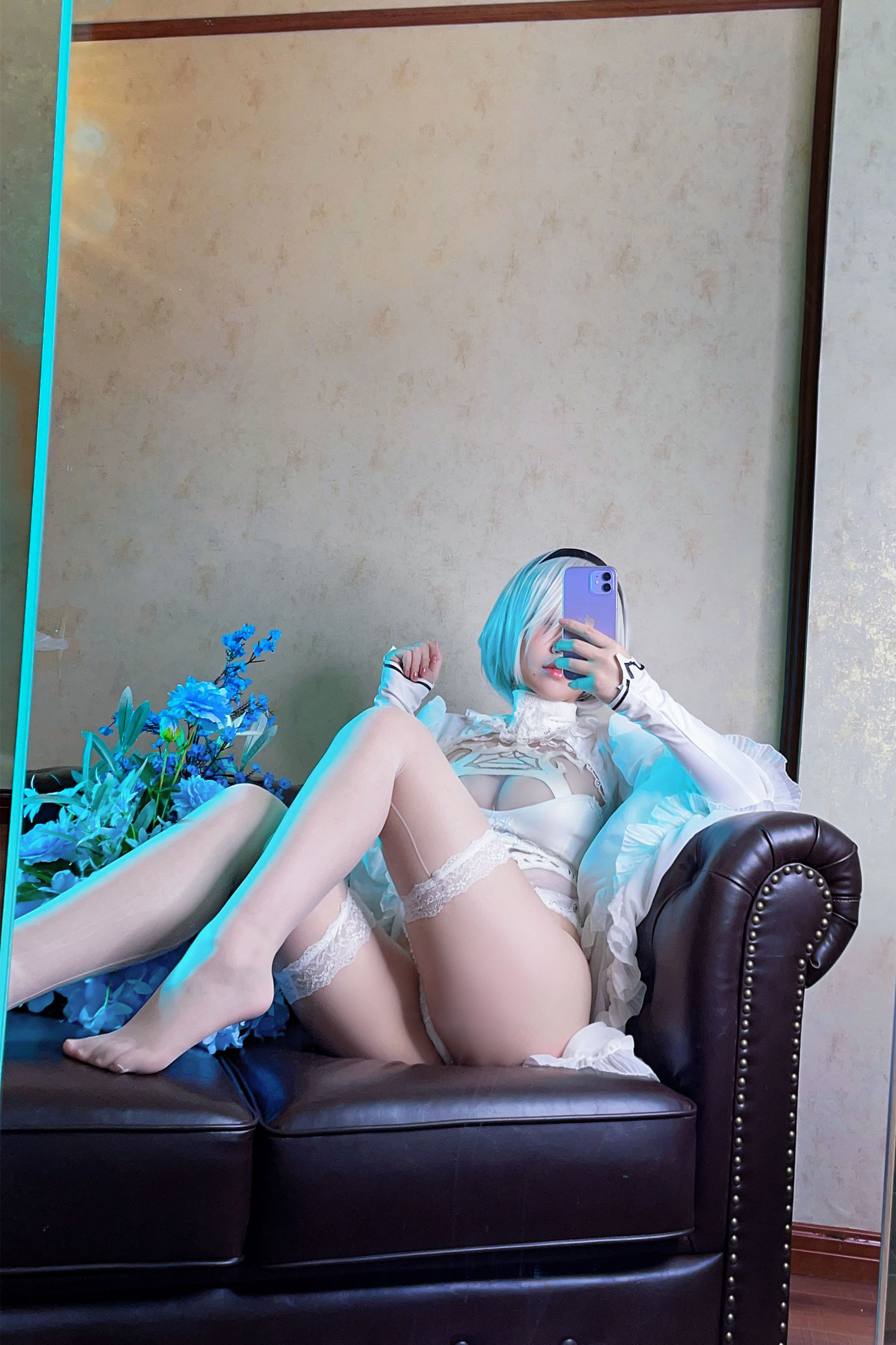 [福利COS] 半半子 - Automataヨルハ二号B型 白いドレス