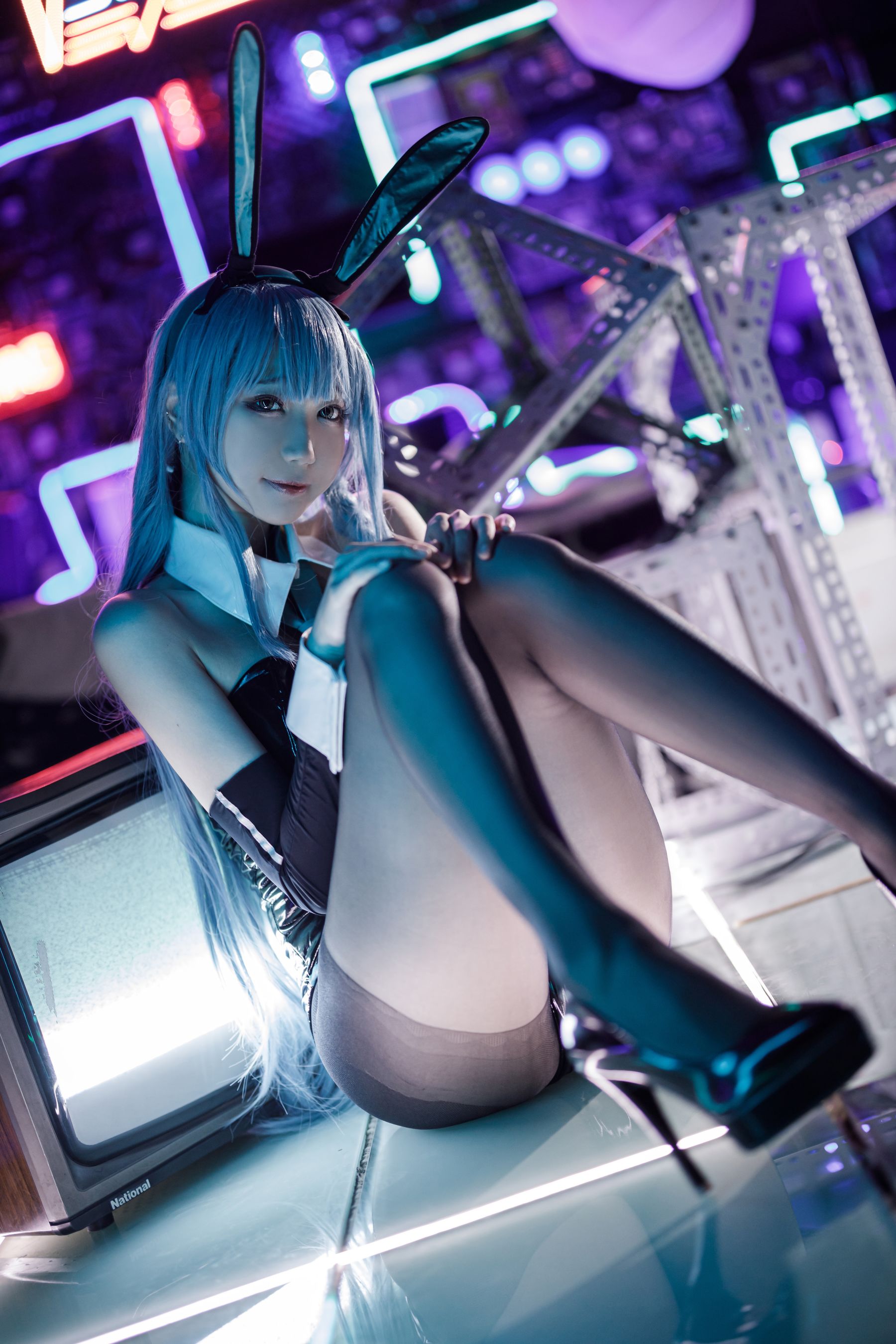 [福利COS] 周叽是可爱兔兔 - 树城兔女郎