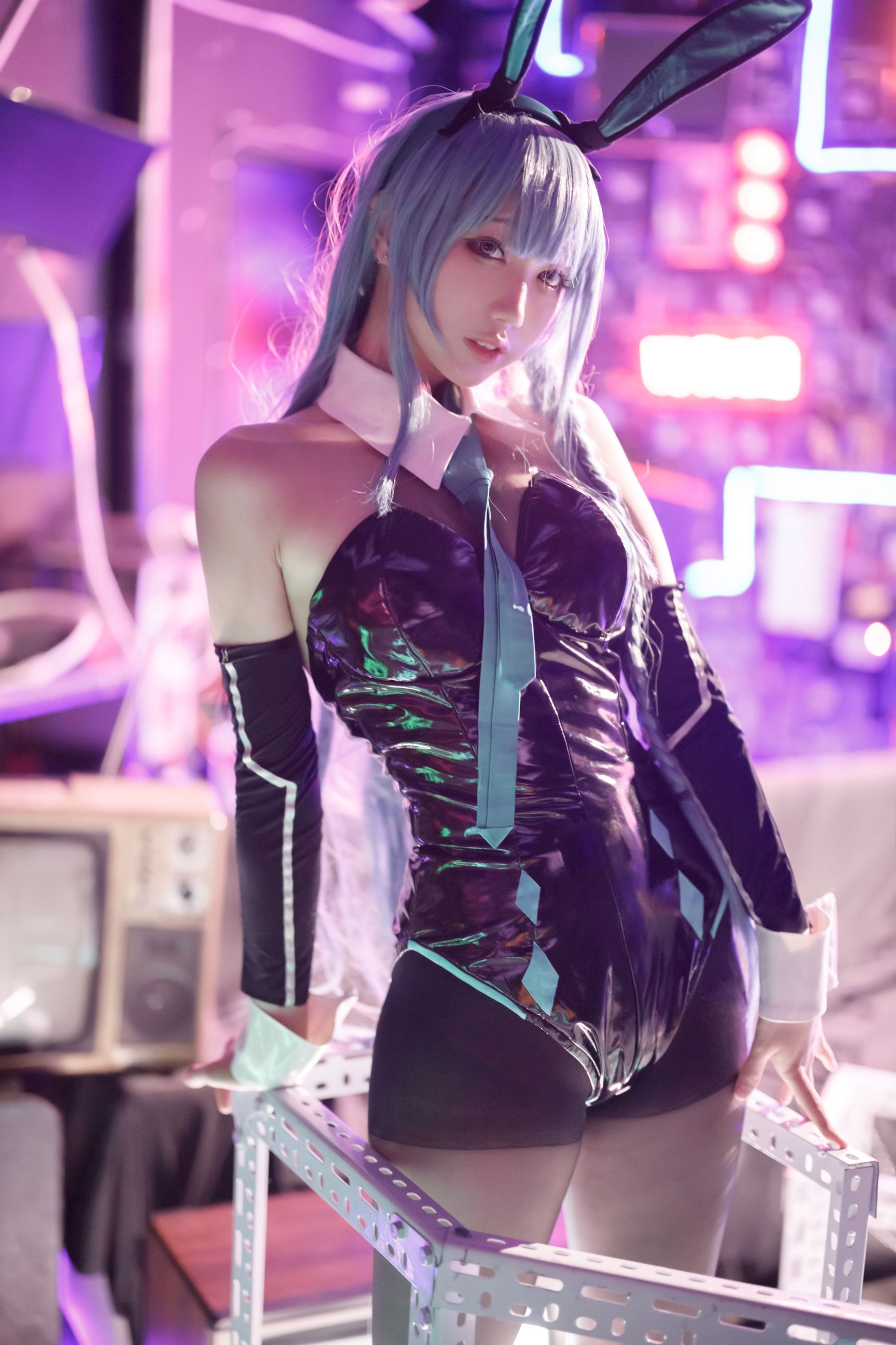 [福利COS] 周叽是可爱兔兔 - 树城兔女郎