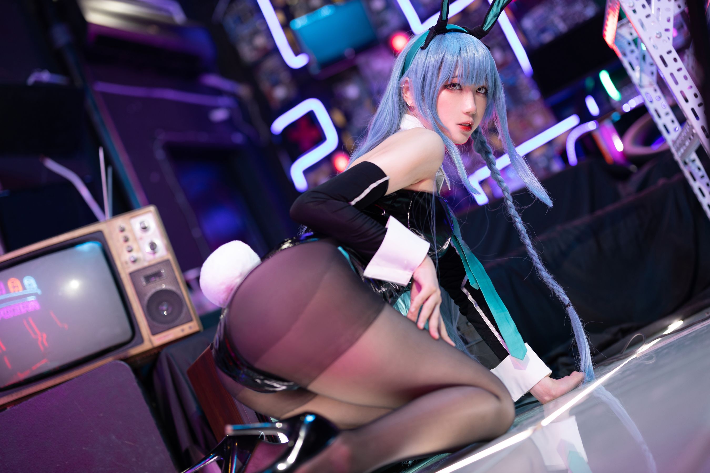 [福利COS] 周叽是可爱兔兔 - 树城兔女郎