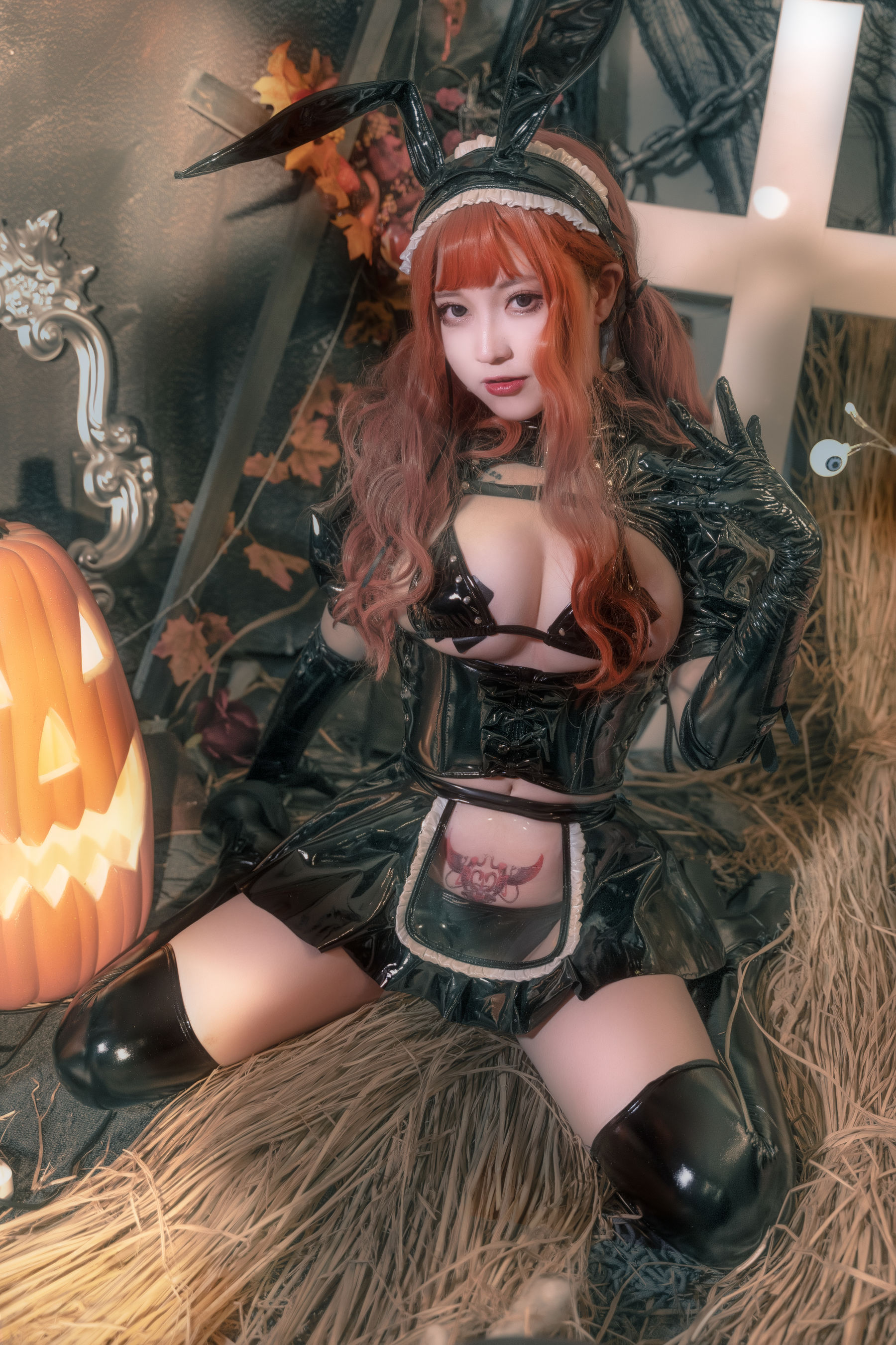 [福利COS] 奇行家狗崽(棕桠阿狗崽) - 漆皮兔女仆