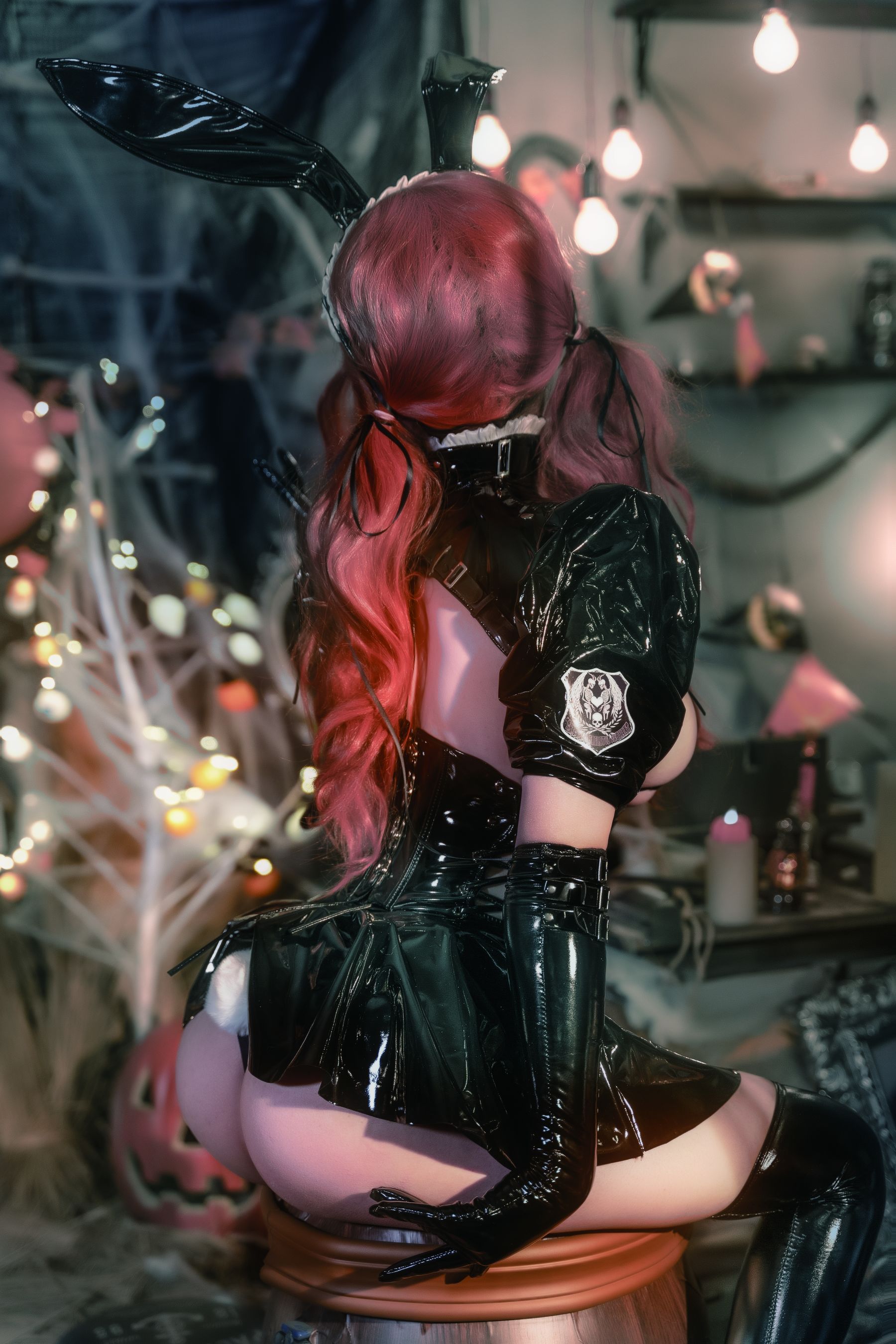 [福利COS] 奇行家狗崽(棕桠阿狗崽) - 漆皮兔女仆