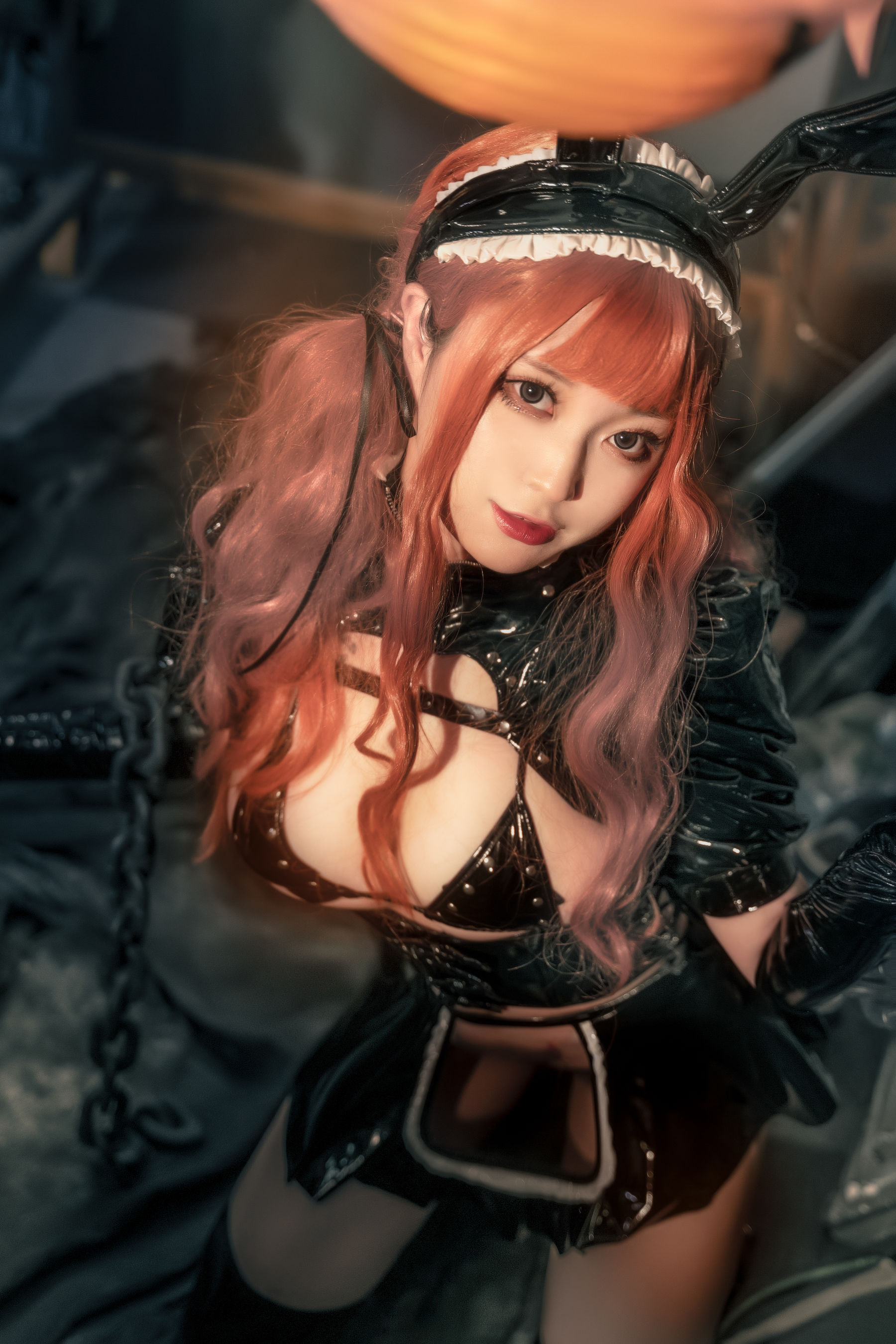 [福利COS] 奇行家狗崽(棕桠阿狗崽) - 漆皮兔女仆