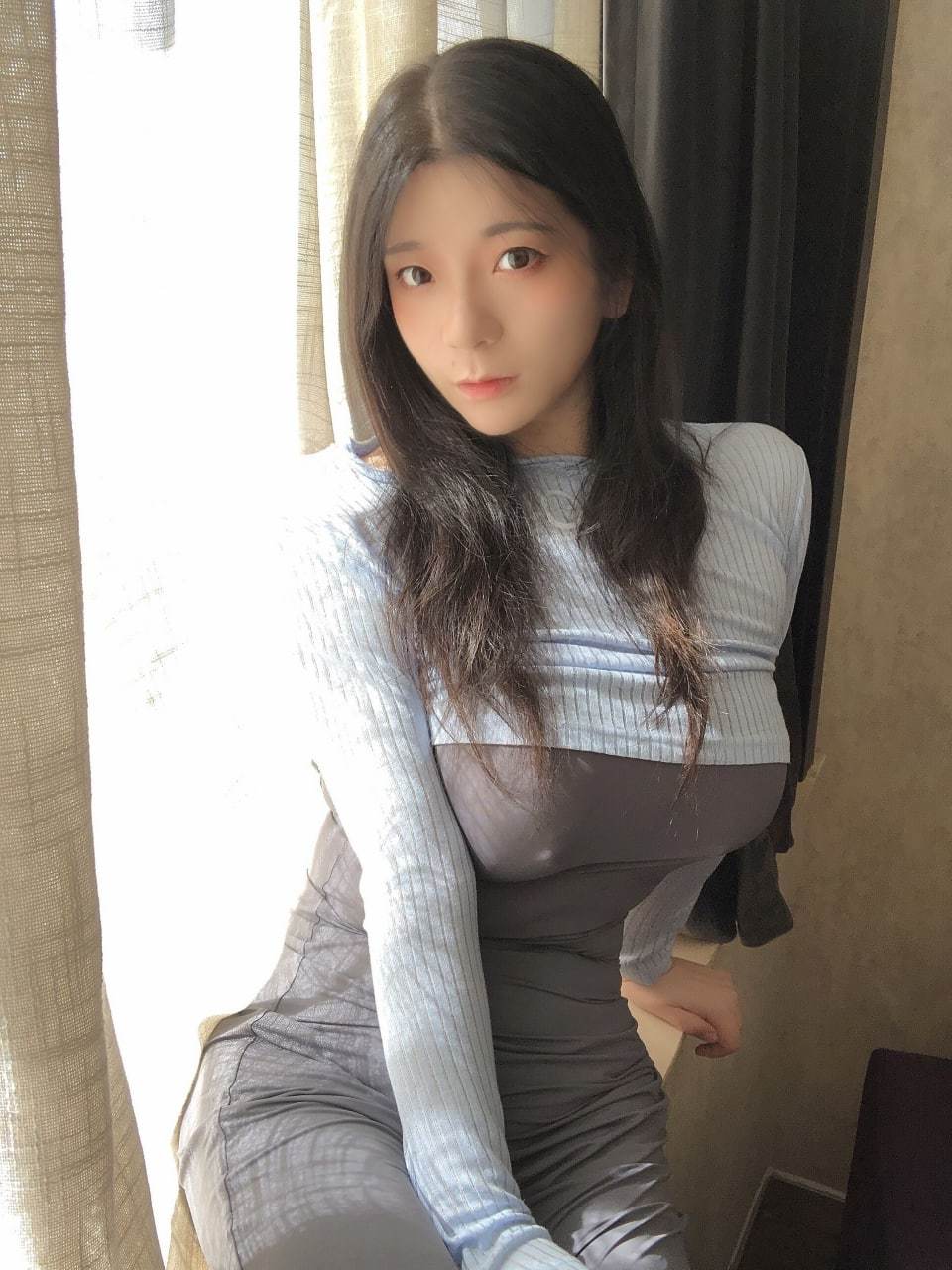 [福利COS] 奶兔biubiu - 吉他妹妹