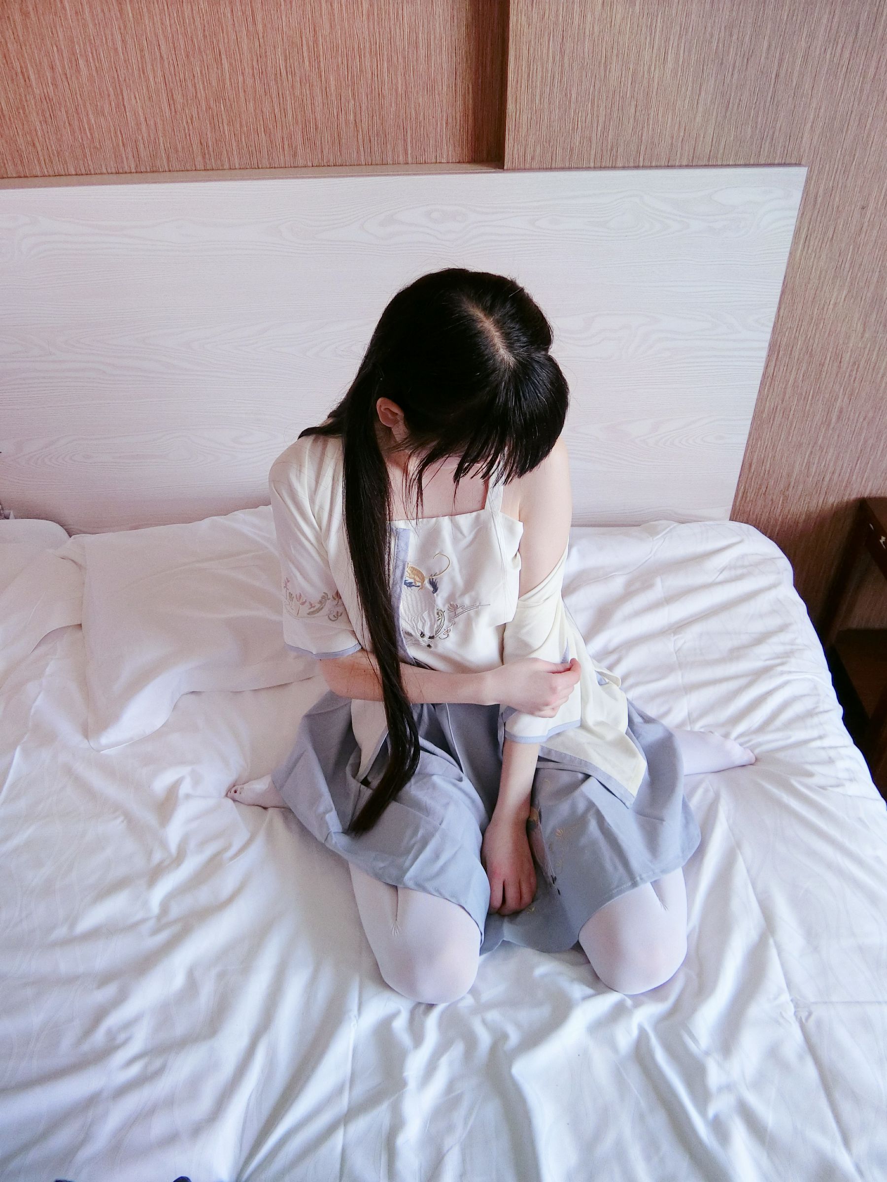 [福利COS] 微博萌妹子西尔酱 - 古风小西尔