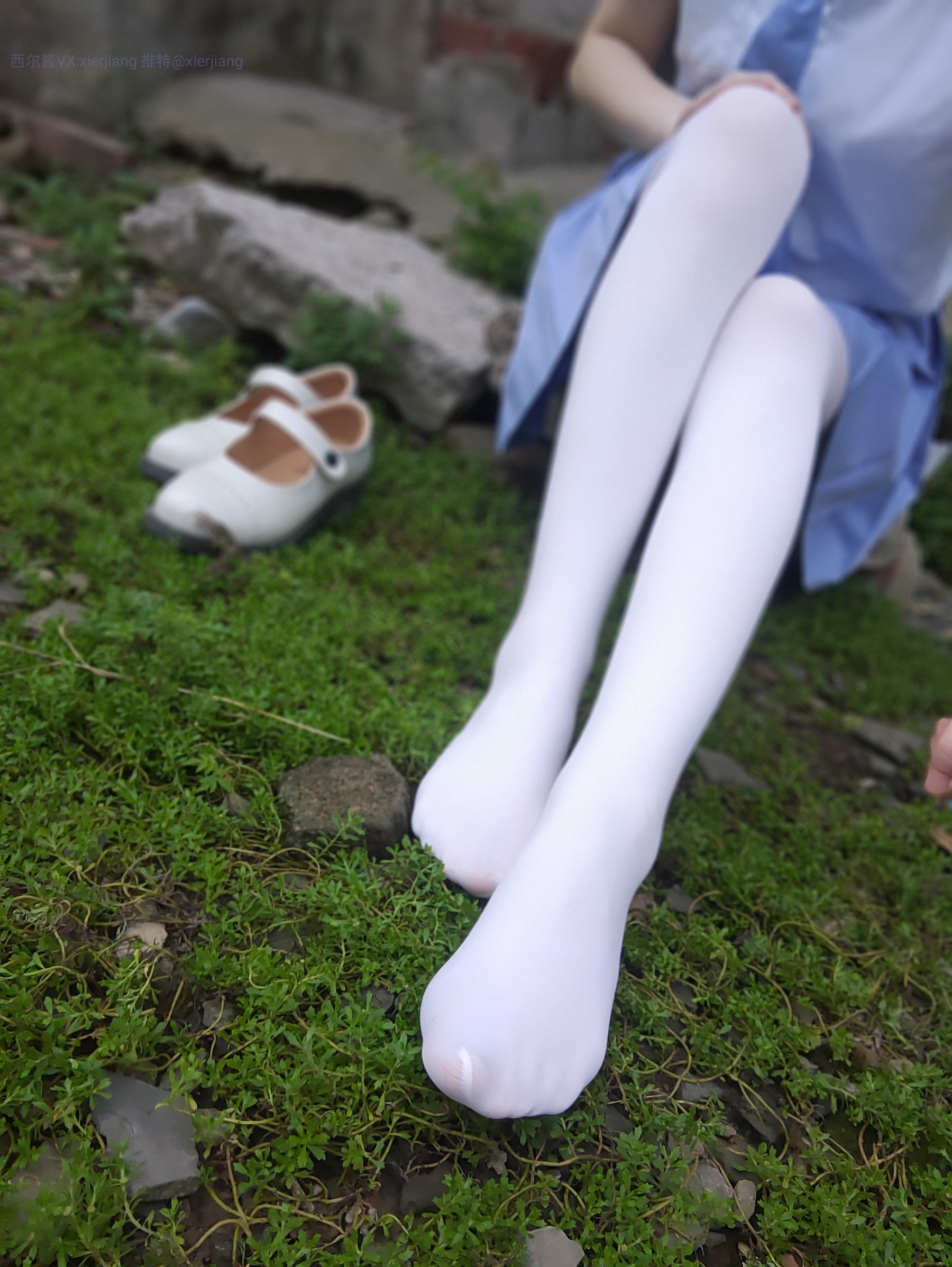 [福利COS] 微博萌妹子西尔酱 - 青草水手服