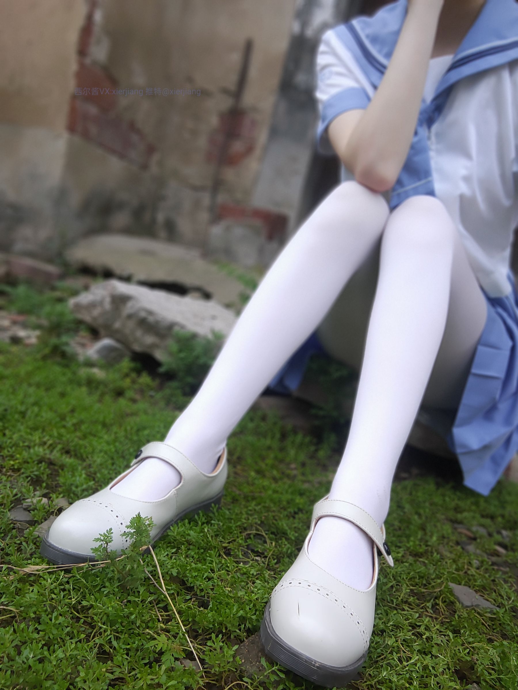 [福利COS] 微博萌妹子西尔酱 - 青草水手服