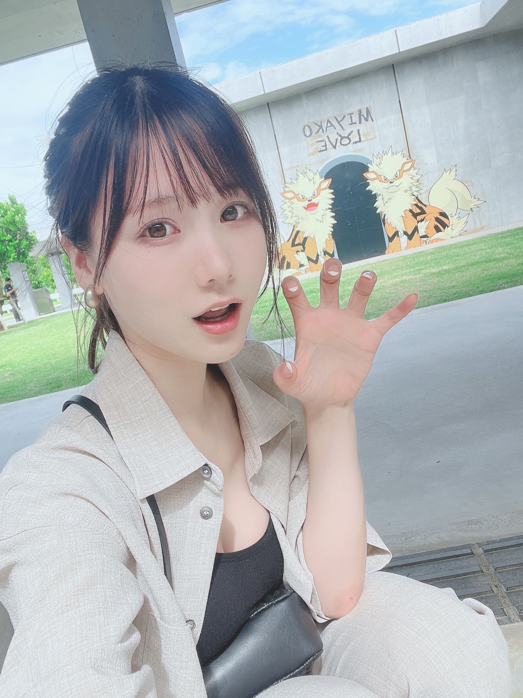 [福利COS] 日本甜美COSERけんけん[fantia] 2022.05 沖縄で新刊撮影