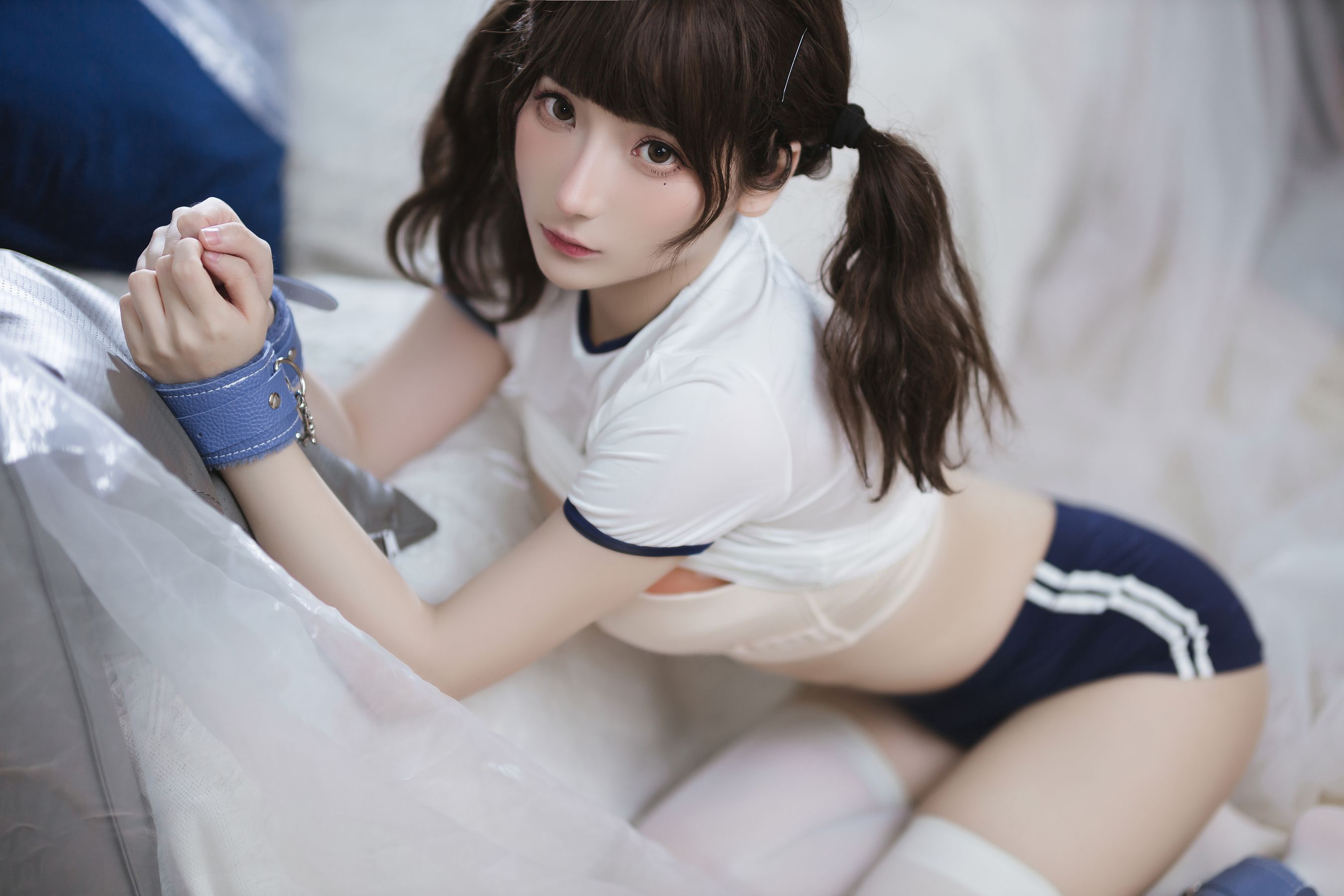 [福利COS] 是三不是世w - 束缚