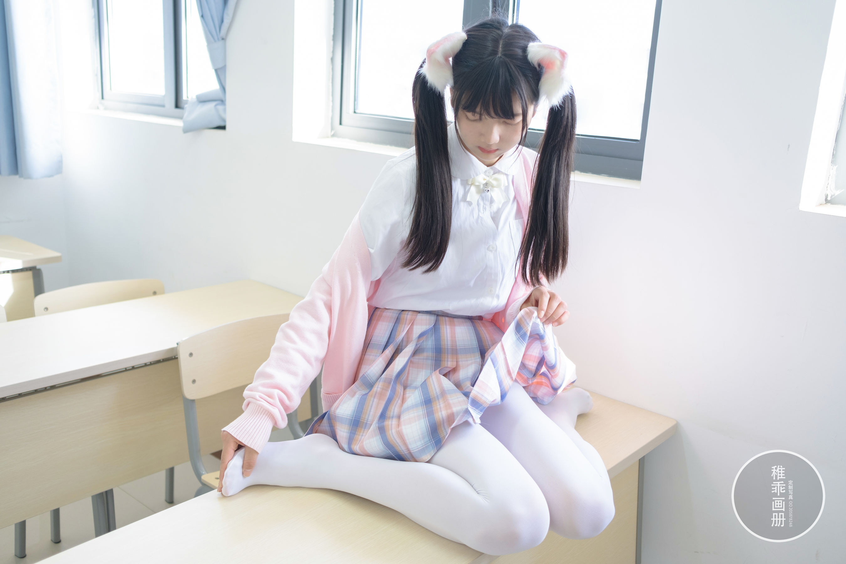 [福利COS] 柴系小乖(稚乖画册) - 夜夜 80D 白丝JK
