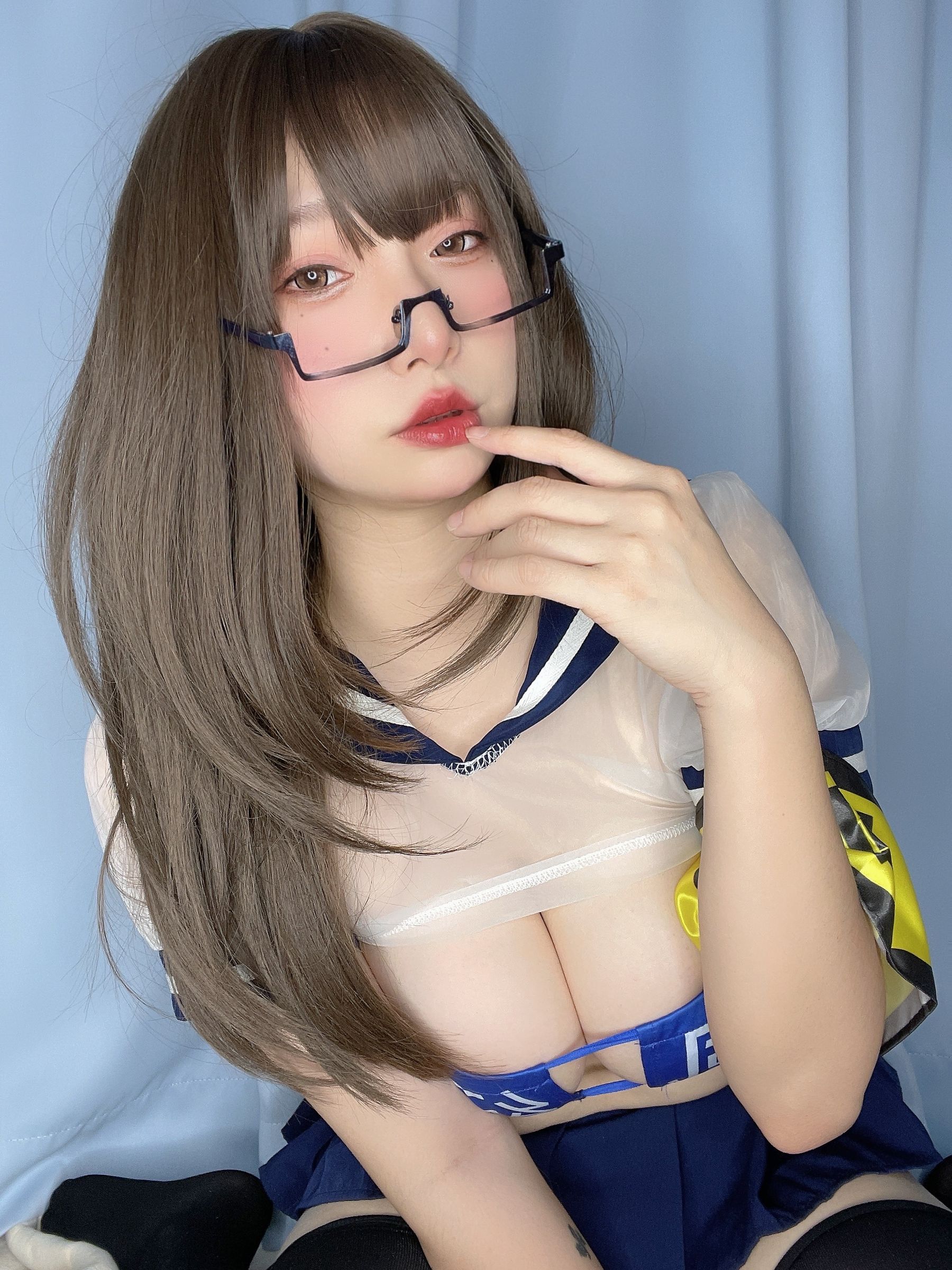 [福利COS] 次屁啦 - 私底下的风纪委员