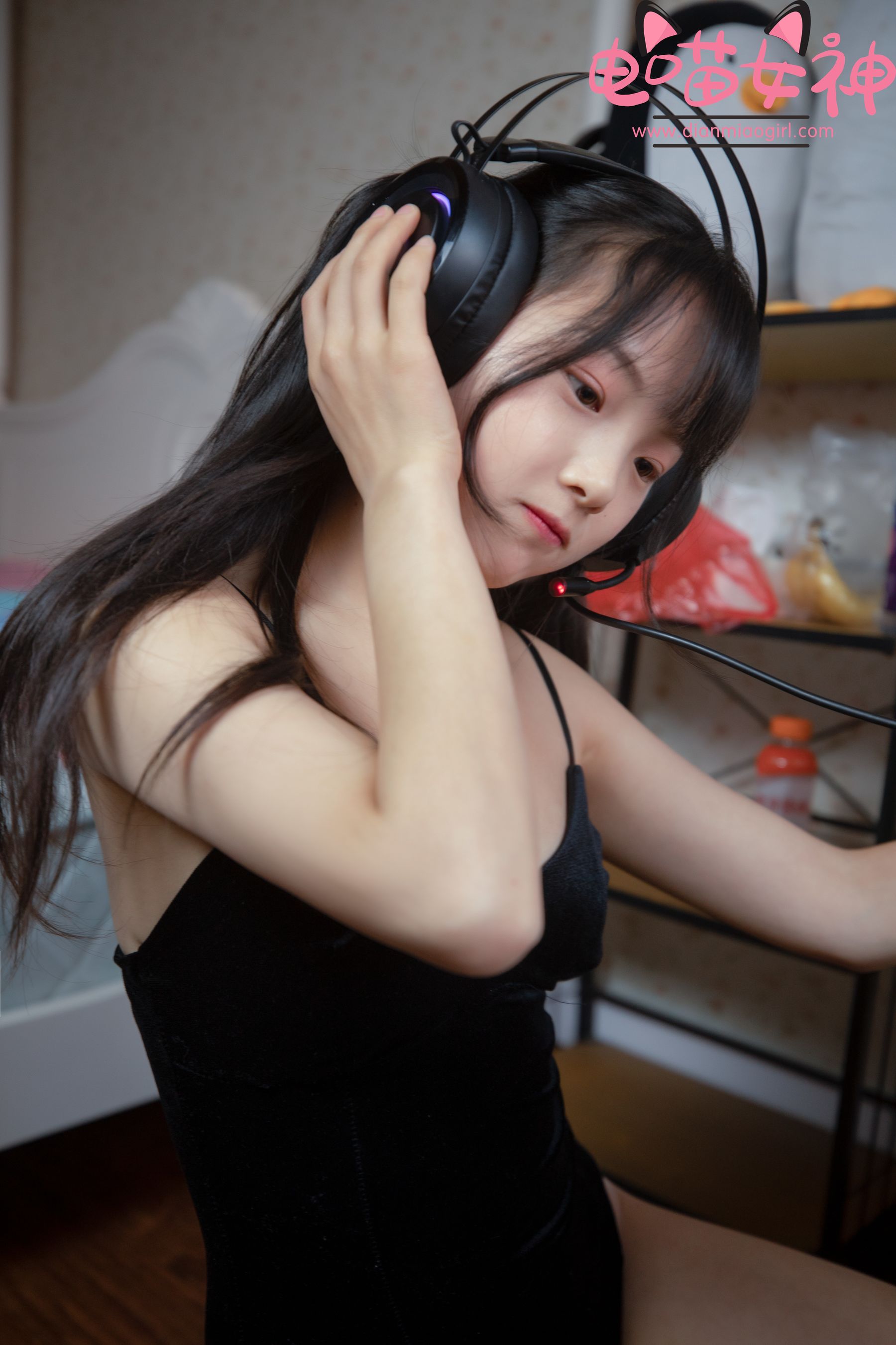 [福利COS] 电喵女神 - 灵唯 黑纱王者