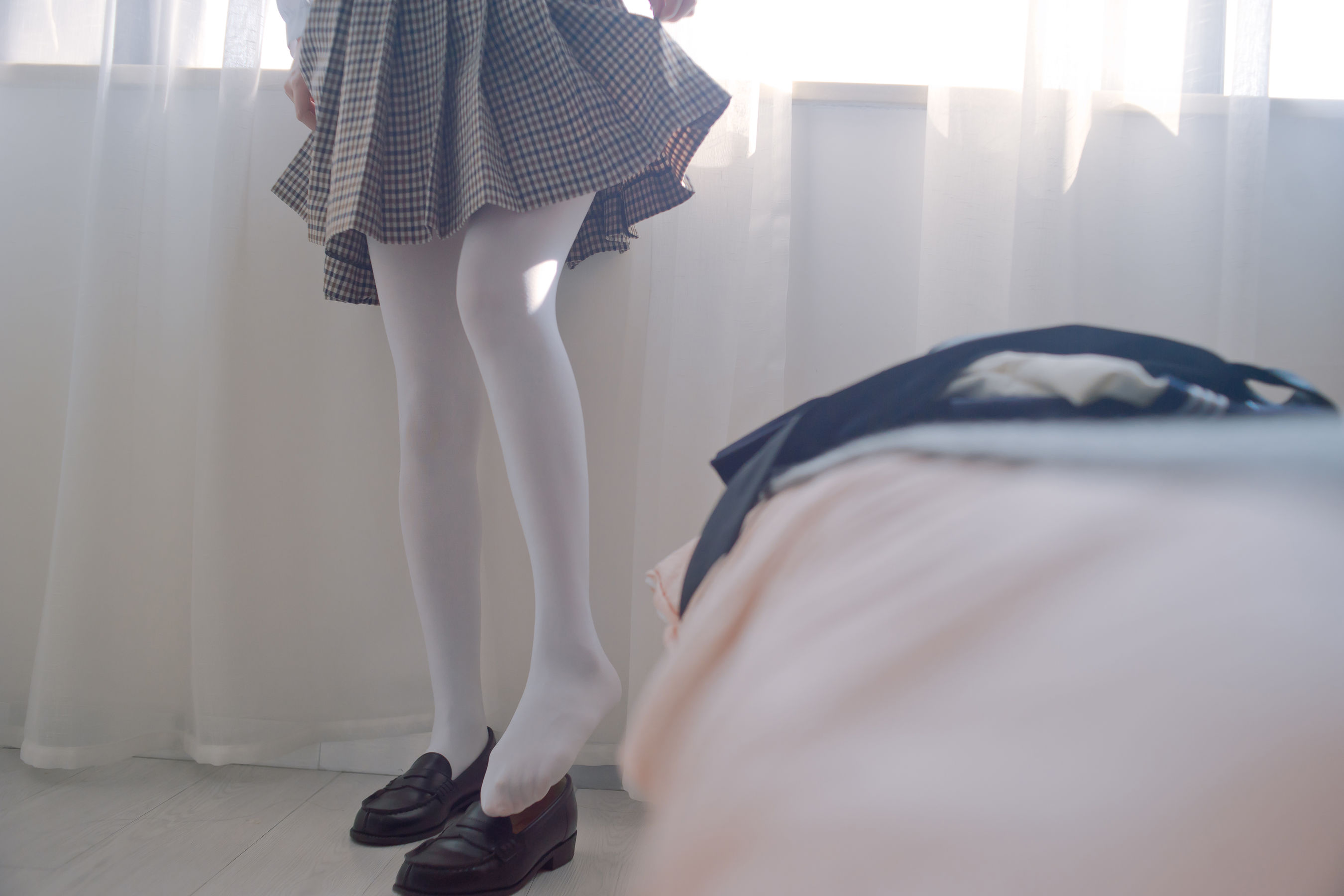 [福利COS] 福利姬木花琳琳是勇者 - 名校大小姐爱欲沉沦 生〇台中学·前篇