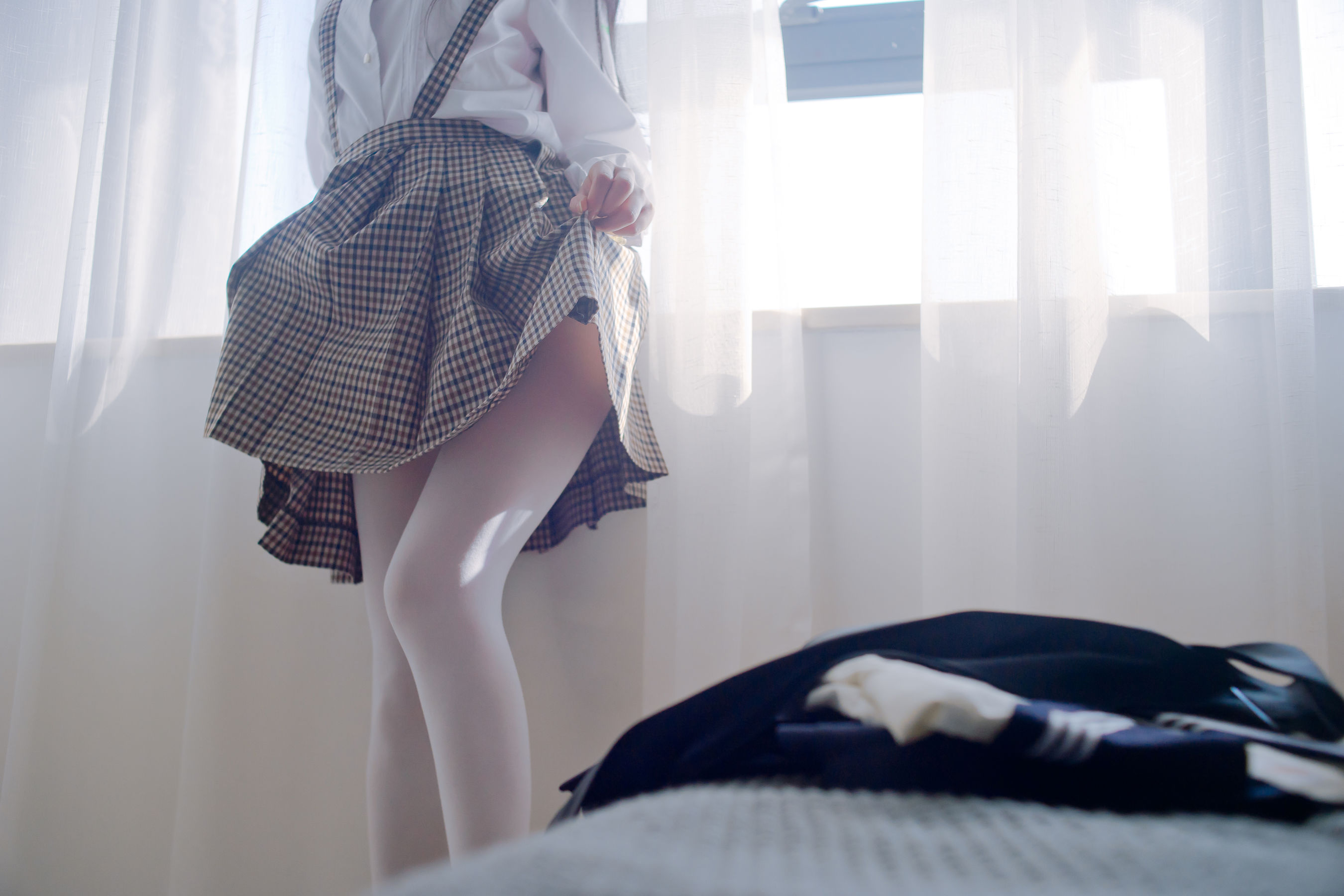 [福利COS] 福利姬木花琳琳是勇者 - 名校大小姐爱欲沉沦 生〇台中学·前篇