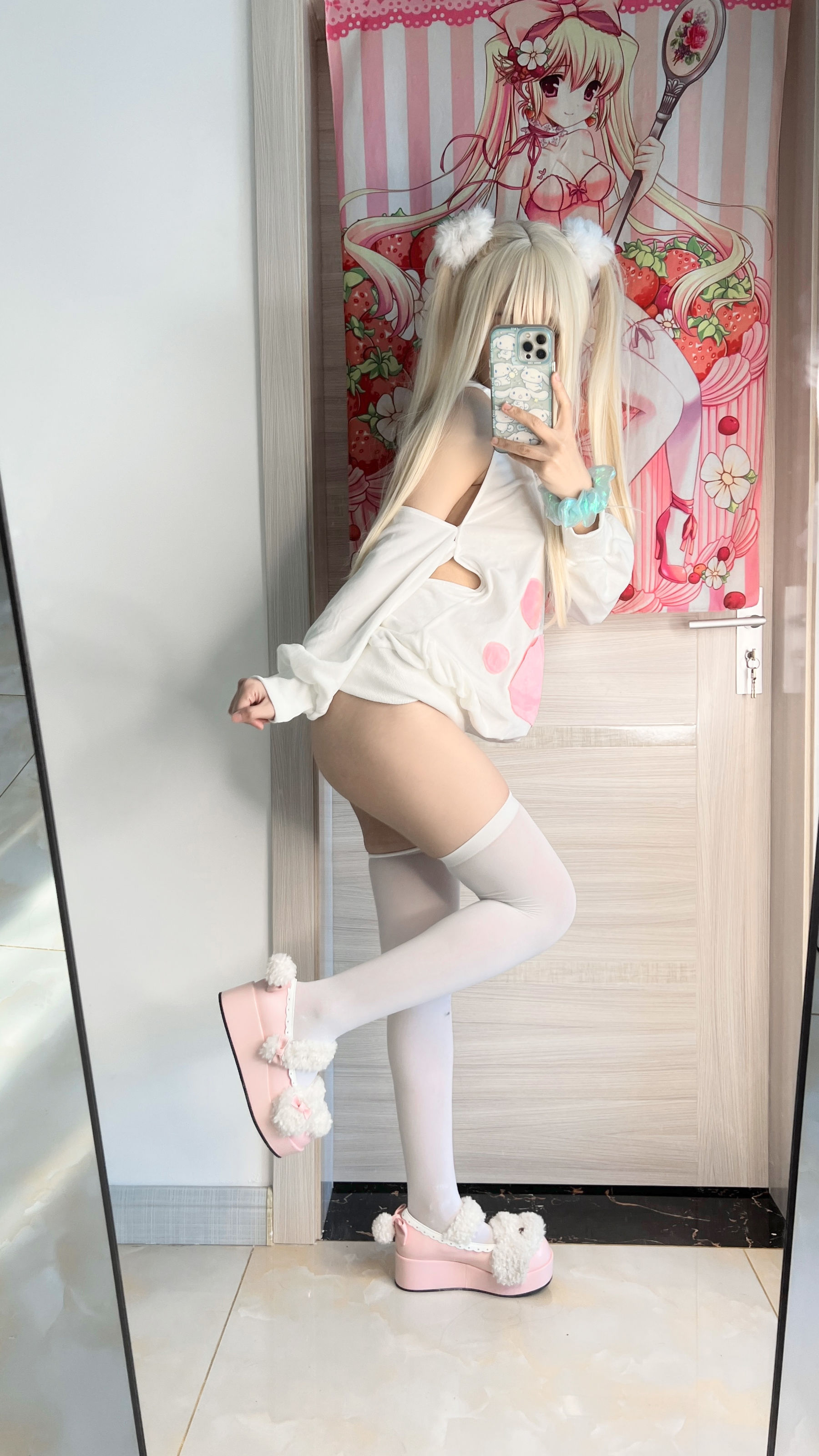 [福利COS] 萌妹子Coser摇摇乐yoyo - 白いクリーム