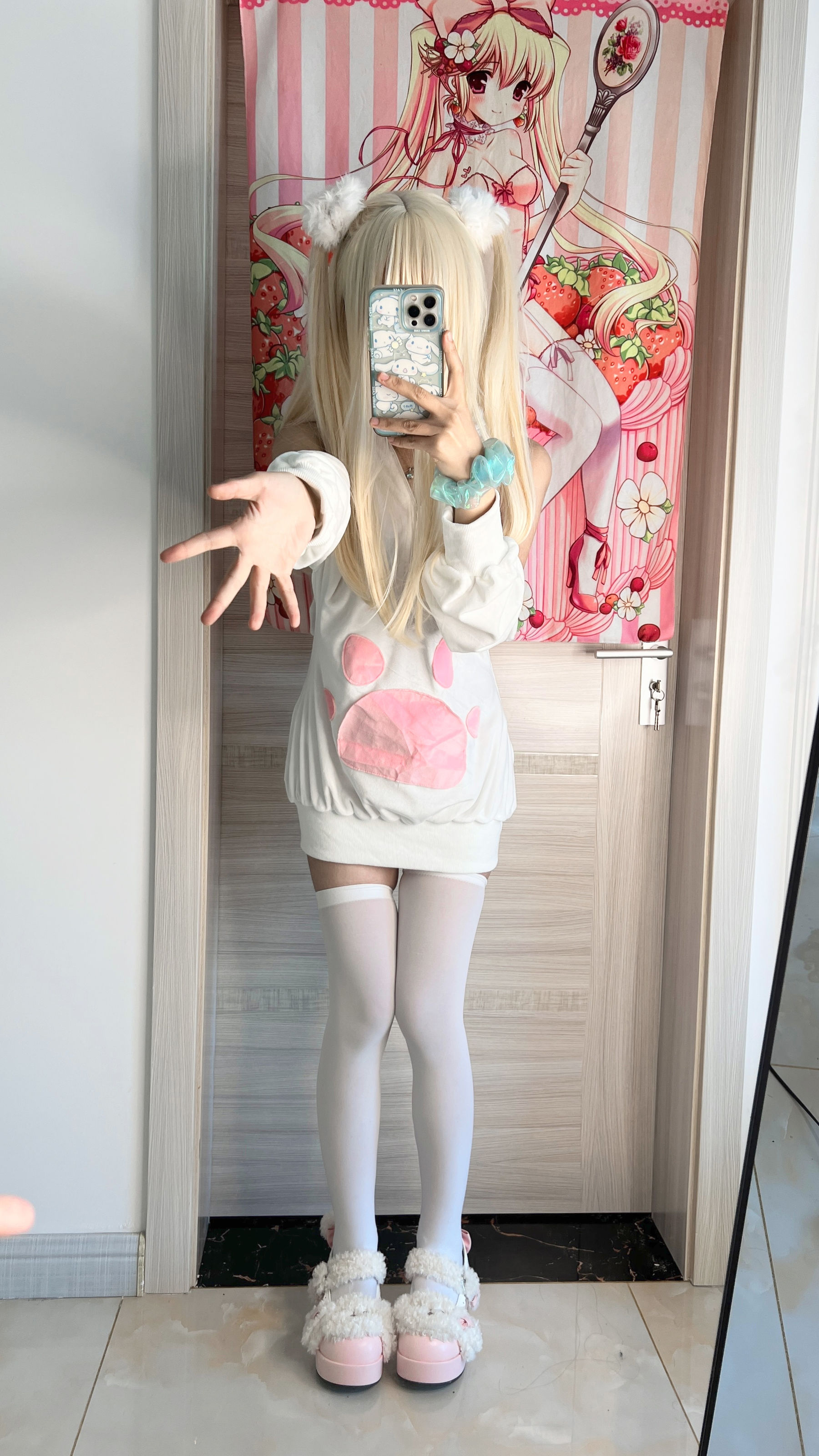 [福利COS] 萌妹子Coser摇摇乐yoyo - 白いクリーム