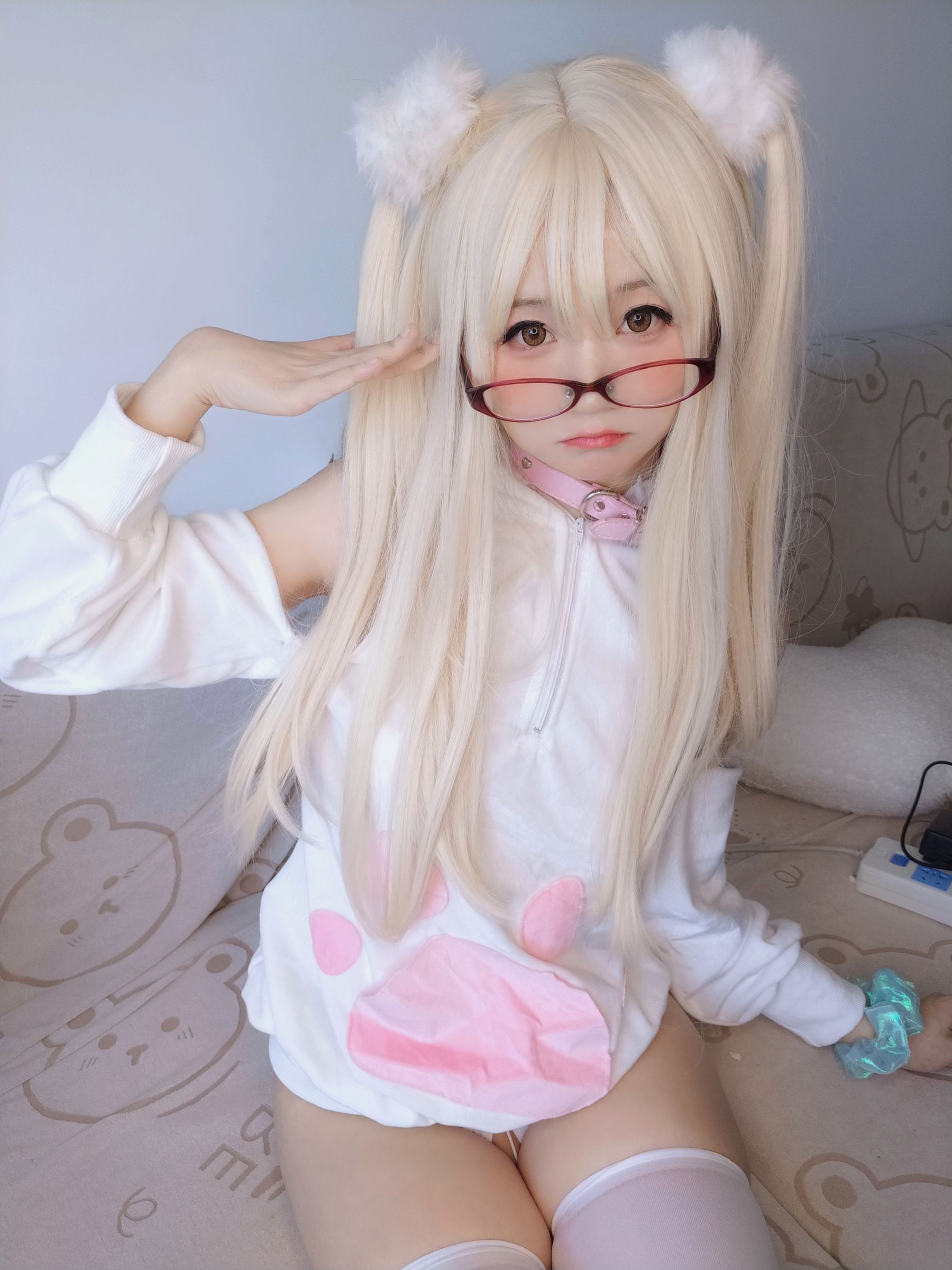 [福利COS] 萌妹子Coser摇摇乐yoyo - 白いクリーム