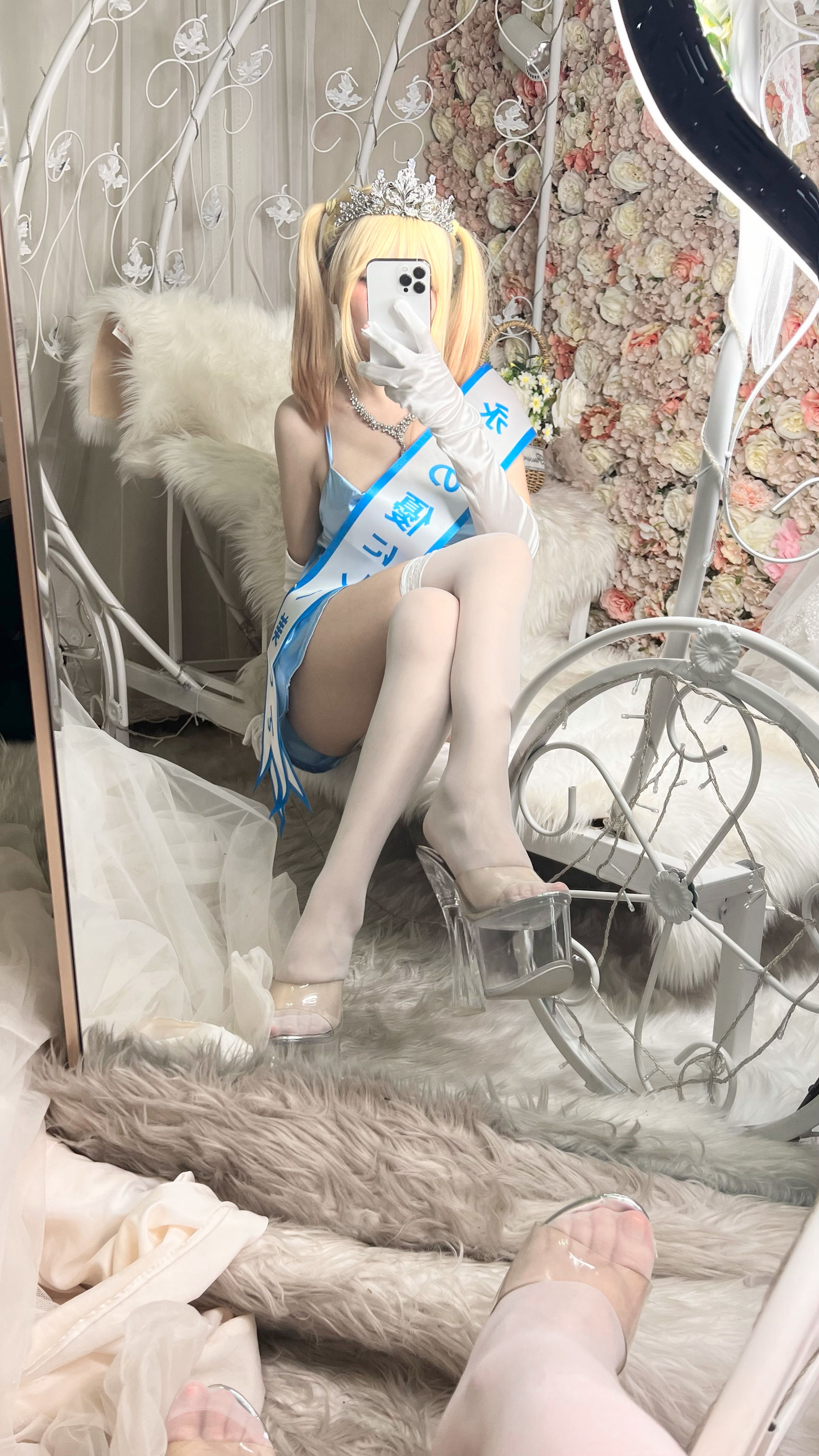 [福利COS] 萌妹子Coser摇摇乐yoyo - 闪光色
