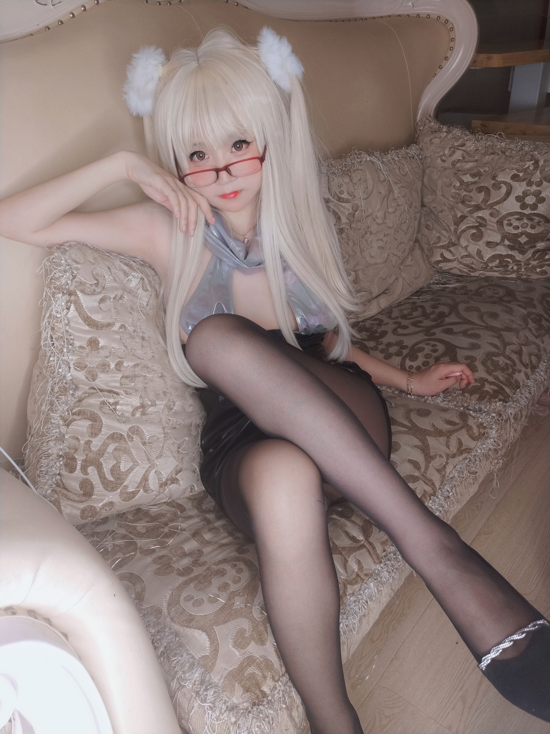 [福利COS] 萌妹子Coser摇摇乐yoyo fantia 黑丝猫女