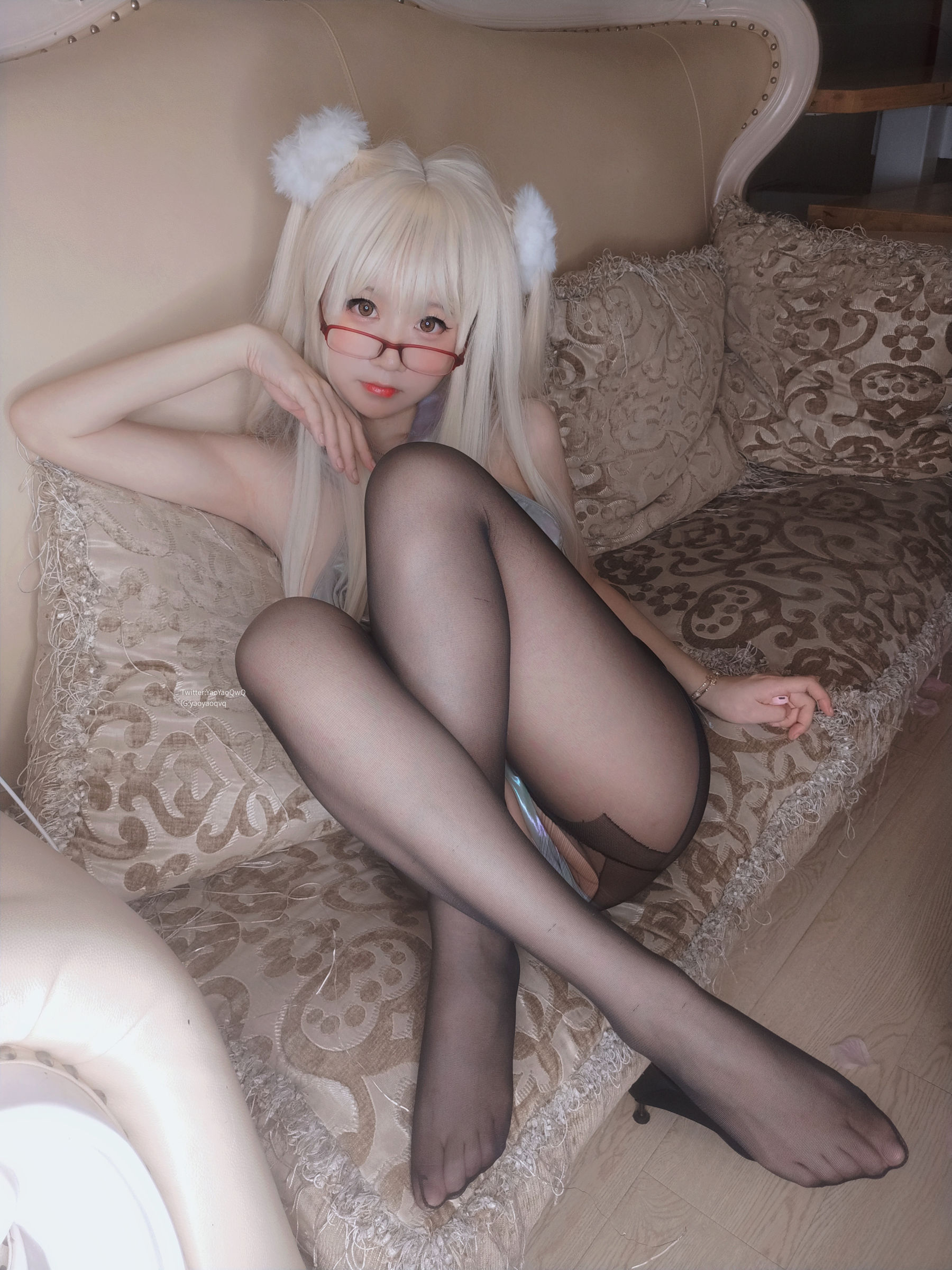 [福利COS] 萌妹子Coser摇摇乐yoyo fantia 黑丝猫女