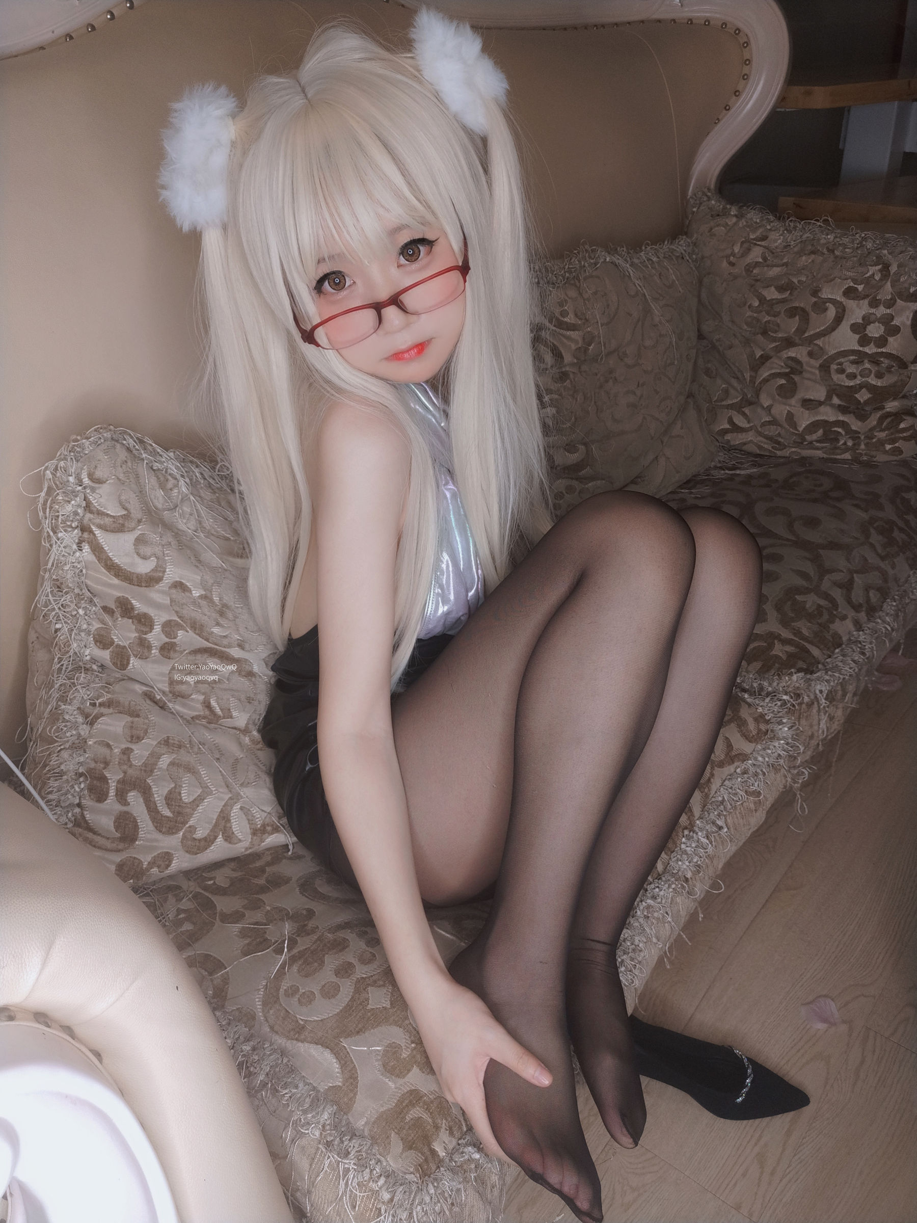 [福利COS] 萌妹子Coser摇摇乐yoyo fantia 黑丝猫女