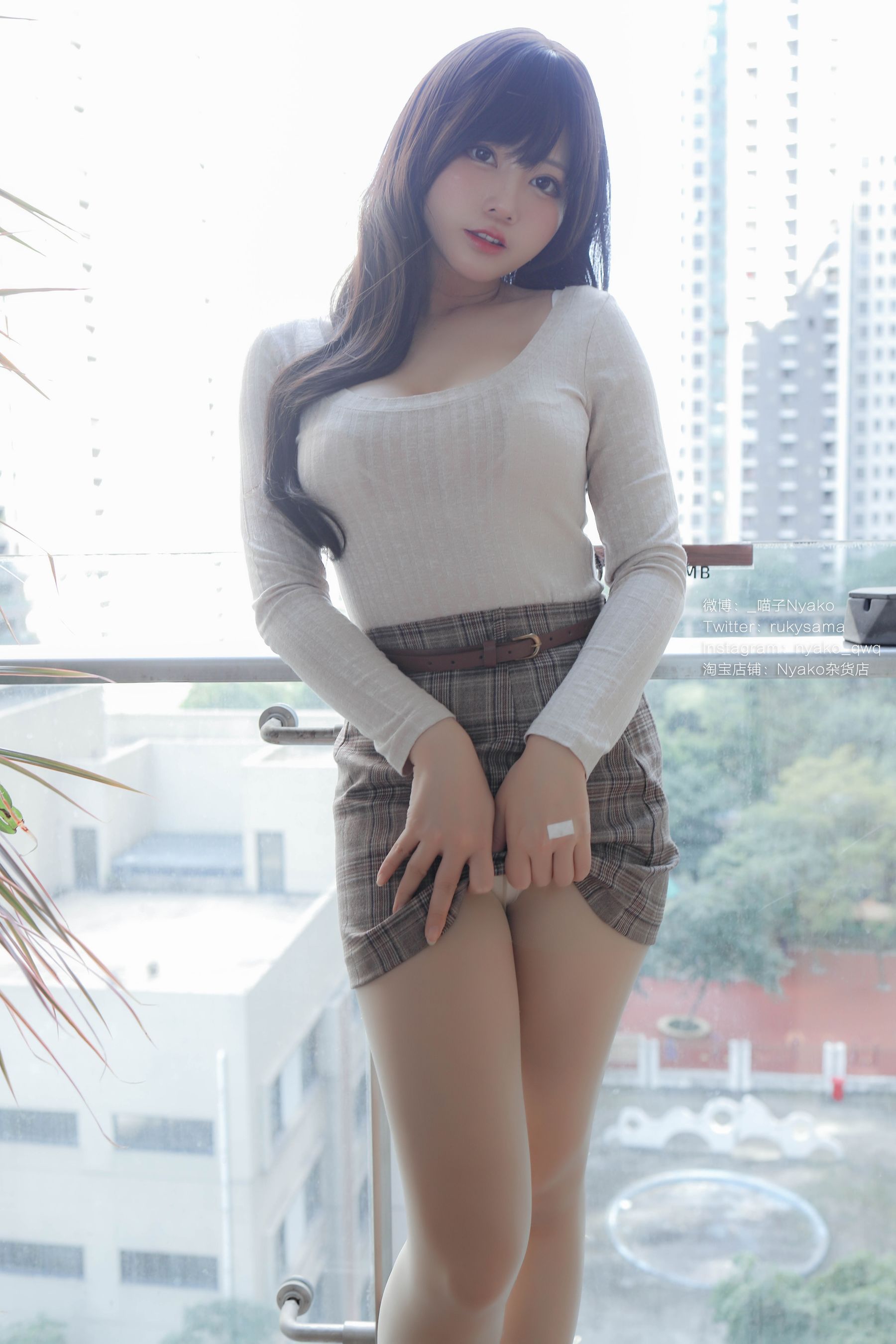 [福利COS] 萌妹子Nyako喵子 - 人妻本