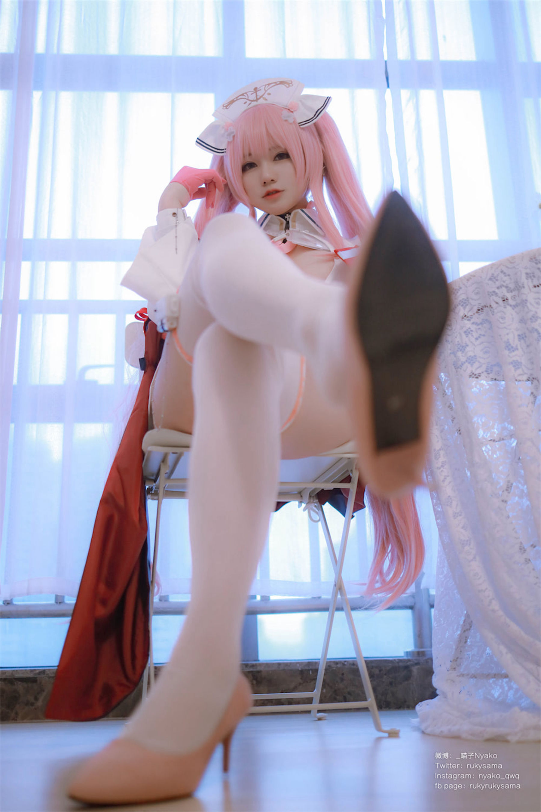 [福利COS] 萌妹子Nyako喵子 - 英仙座护士