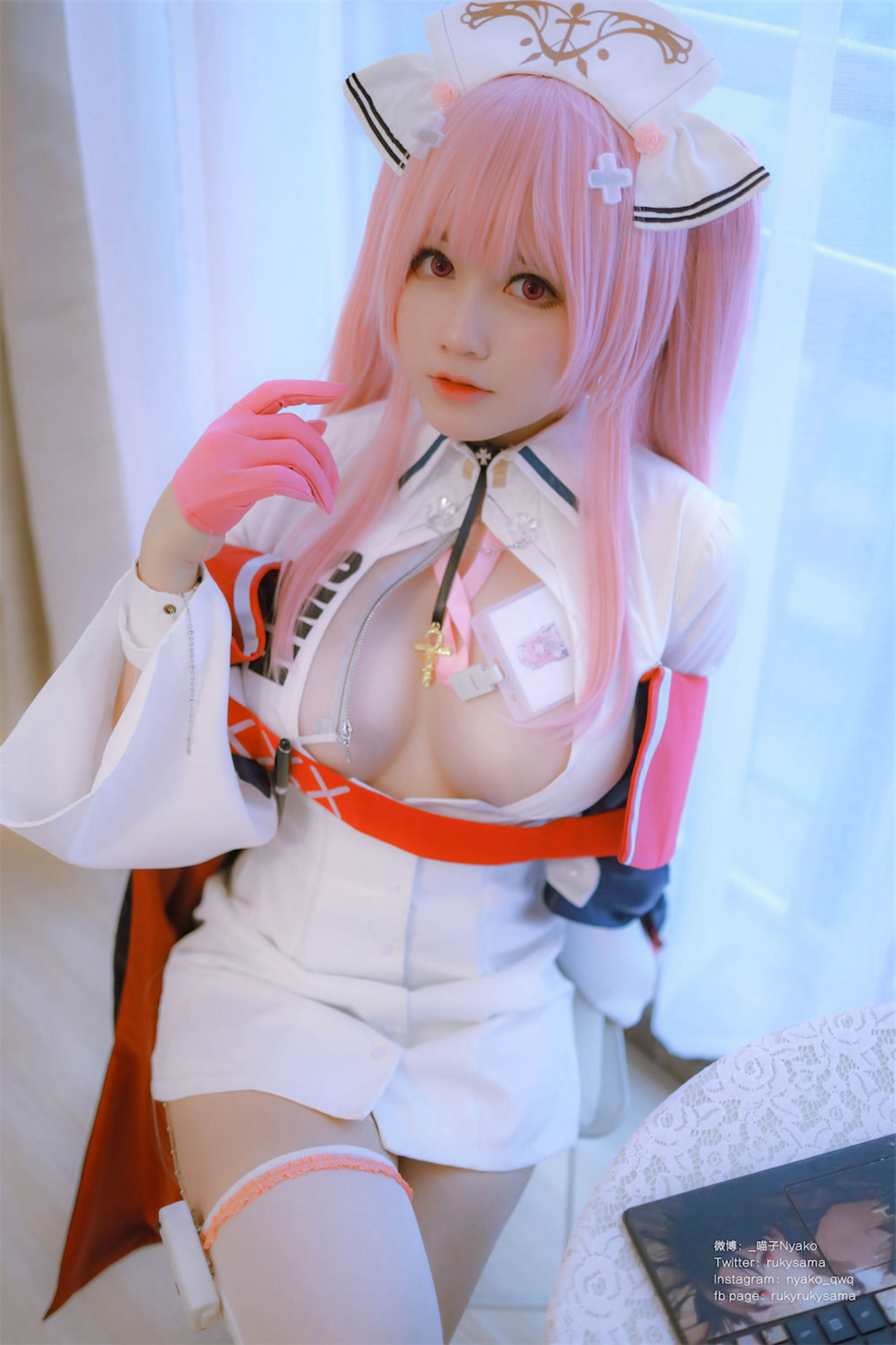 [福利COS] 萌妹子Nyako喵子 - 英仙座护士