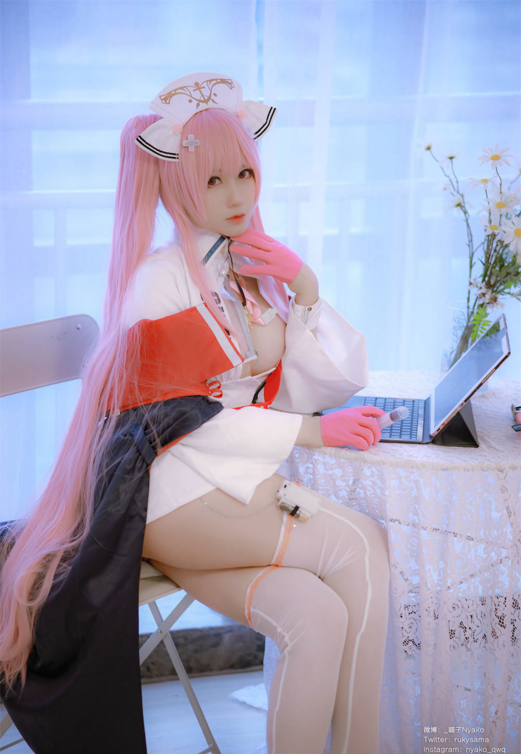 [福利COS] 萌妹子Nyako喵子 - 英仙座护士