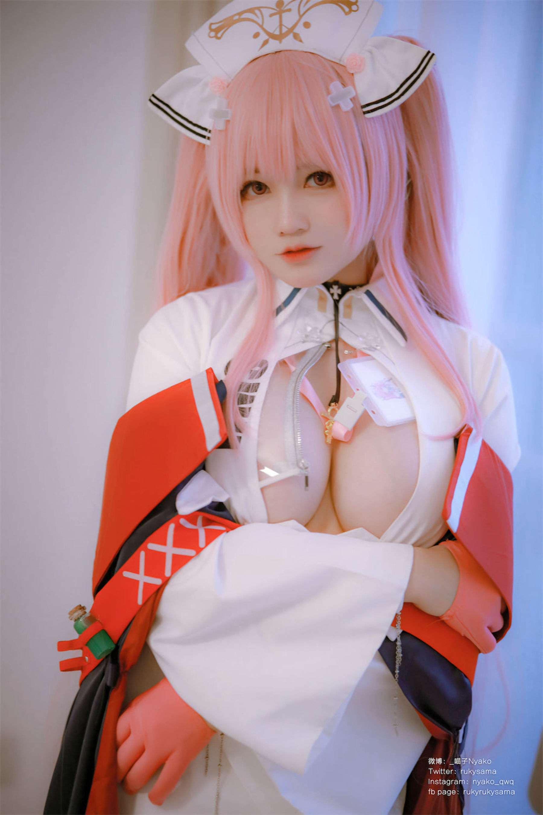 [福利COS] 萌妹子Nyako喵子 - 英仙座护士