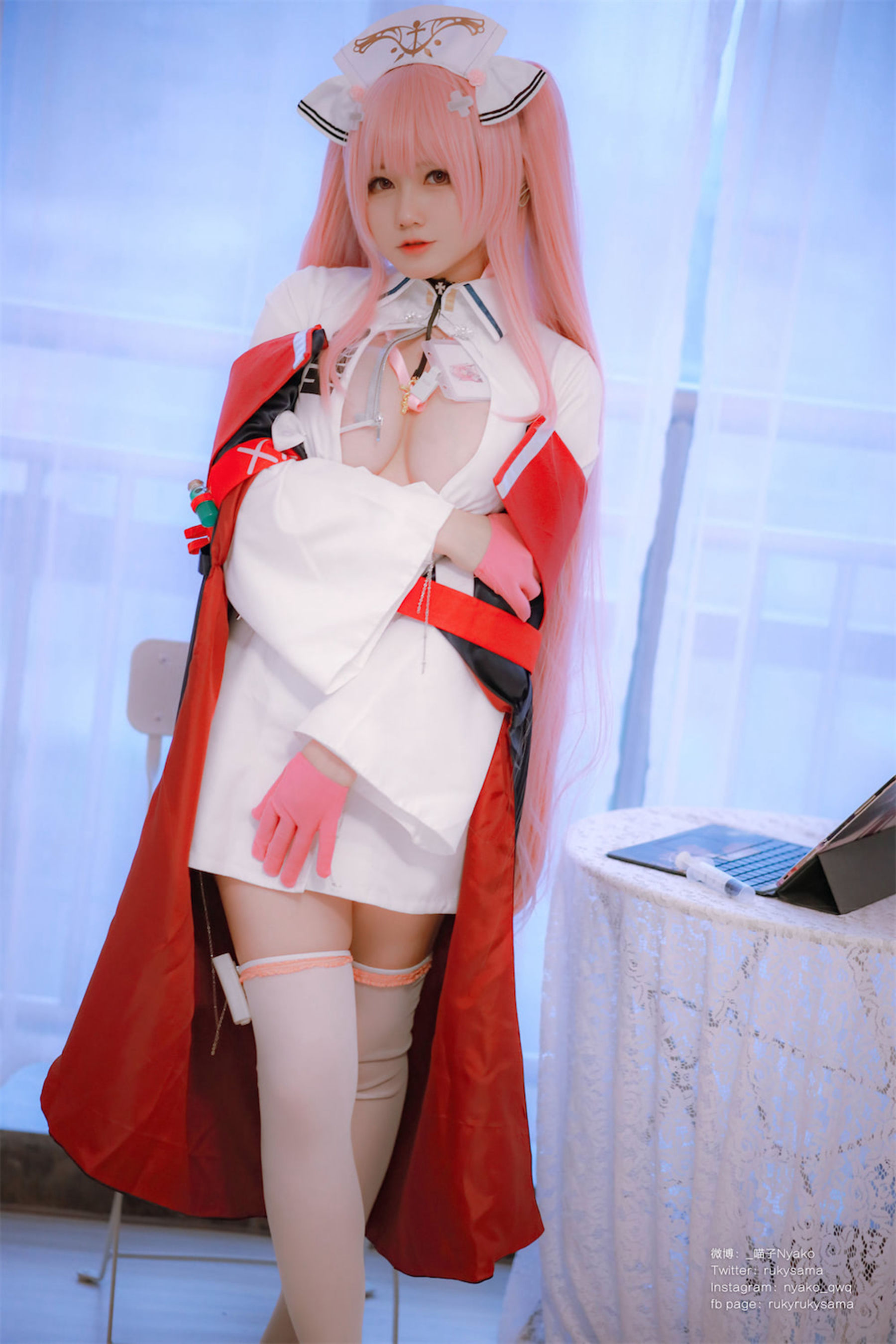 [福利COS] 萌妹子Nyako喵子 - 英仙座护士