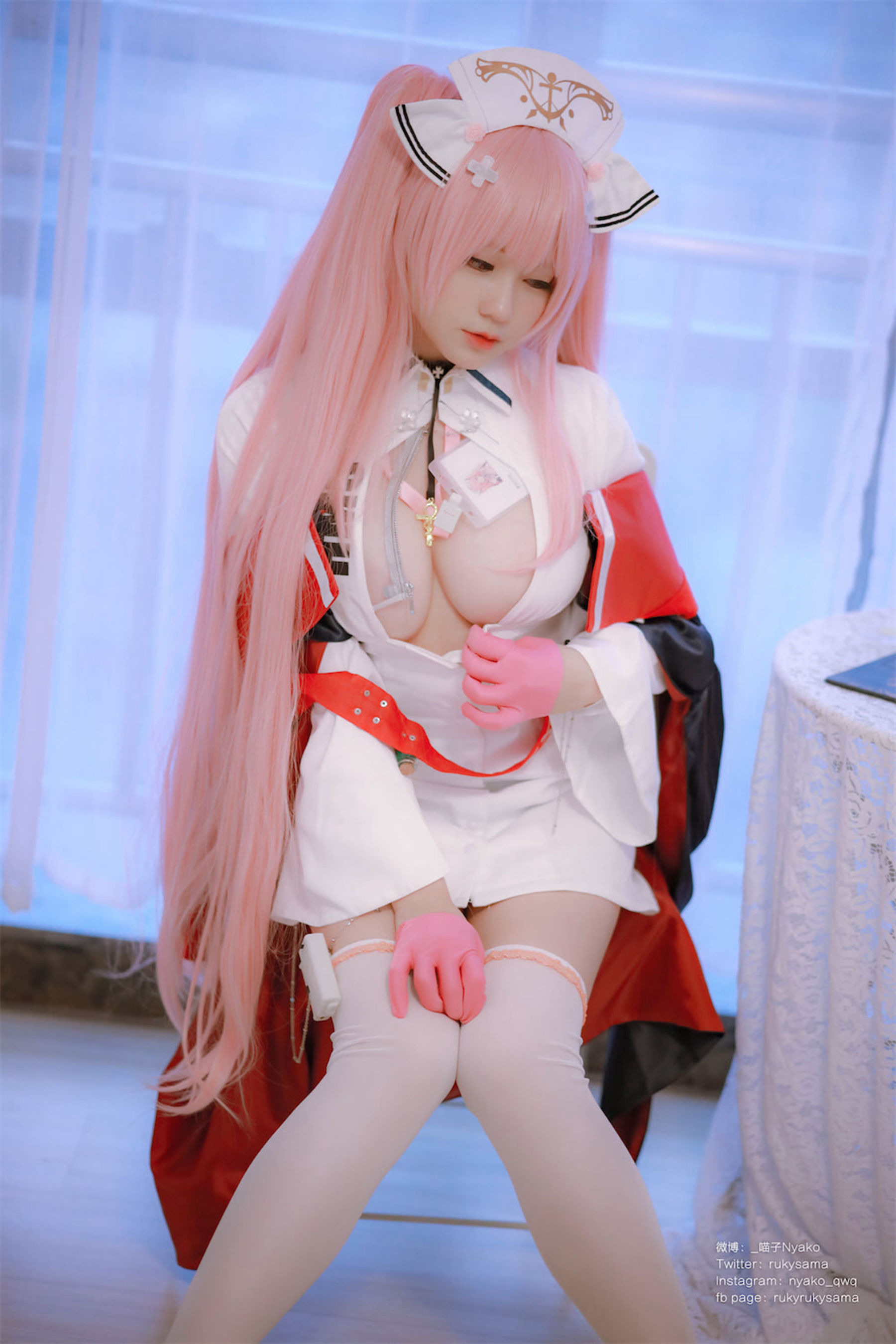 [福利COS] 萌妹子Nyako喵子 - 英仙座护士