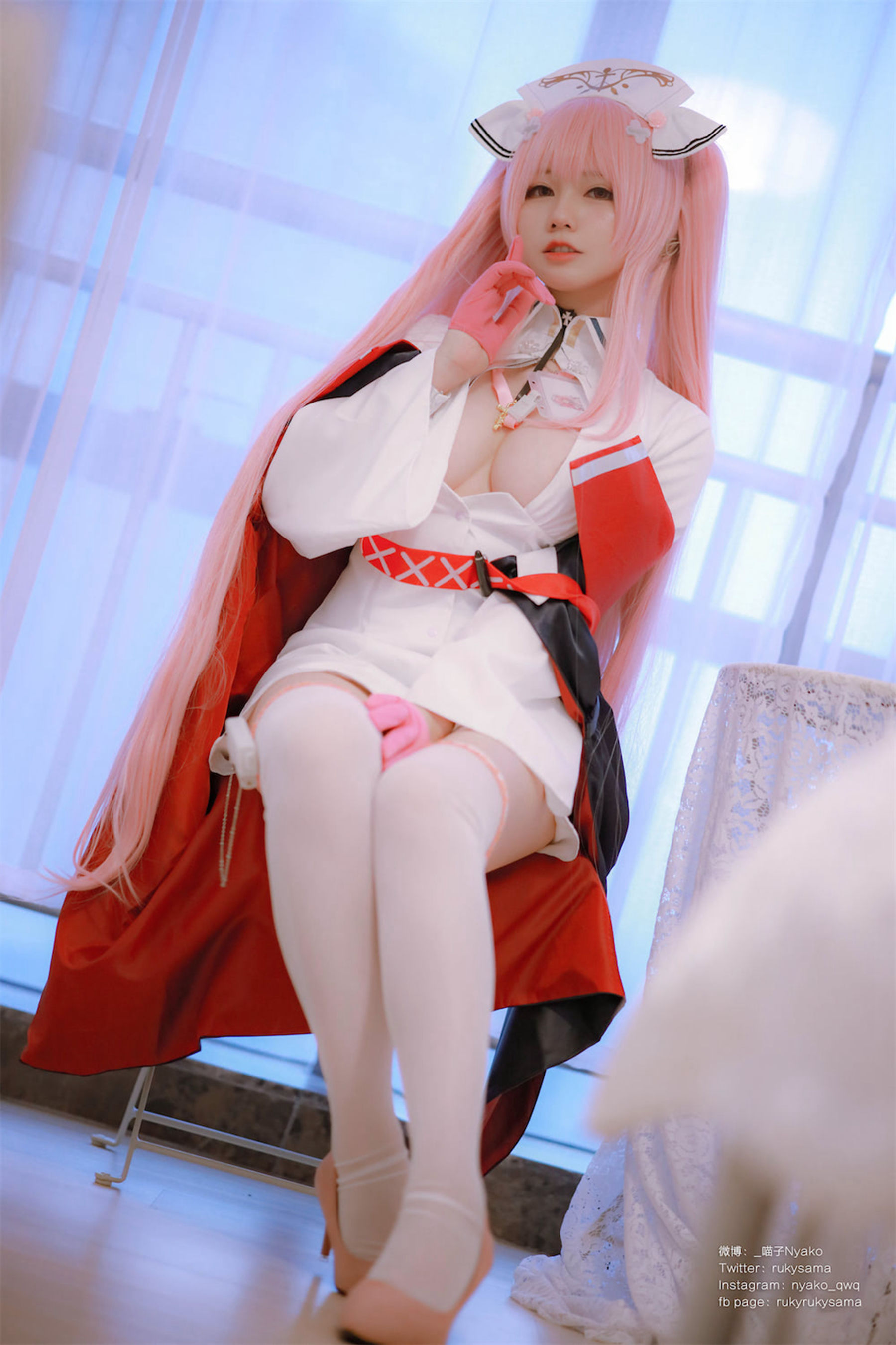 [福利COS] 萌妹子Nyako喵子 - 英仙座护士
